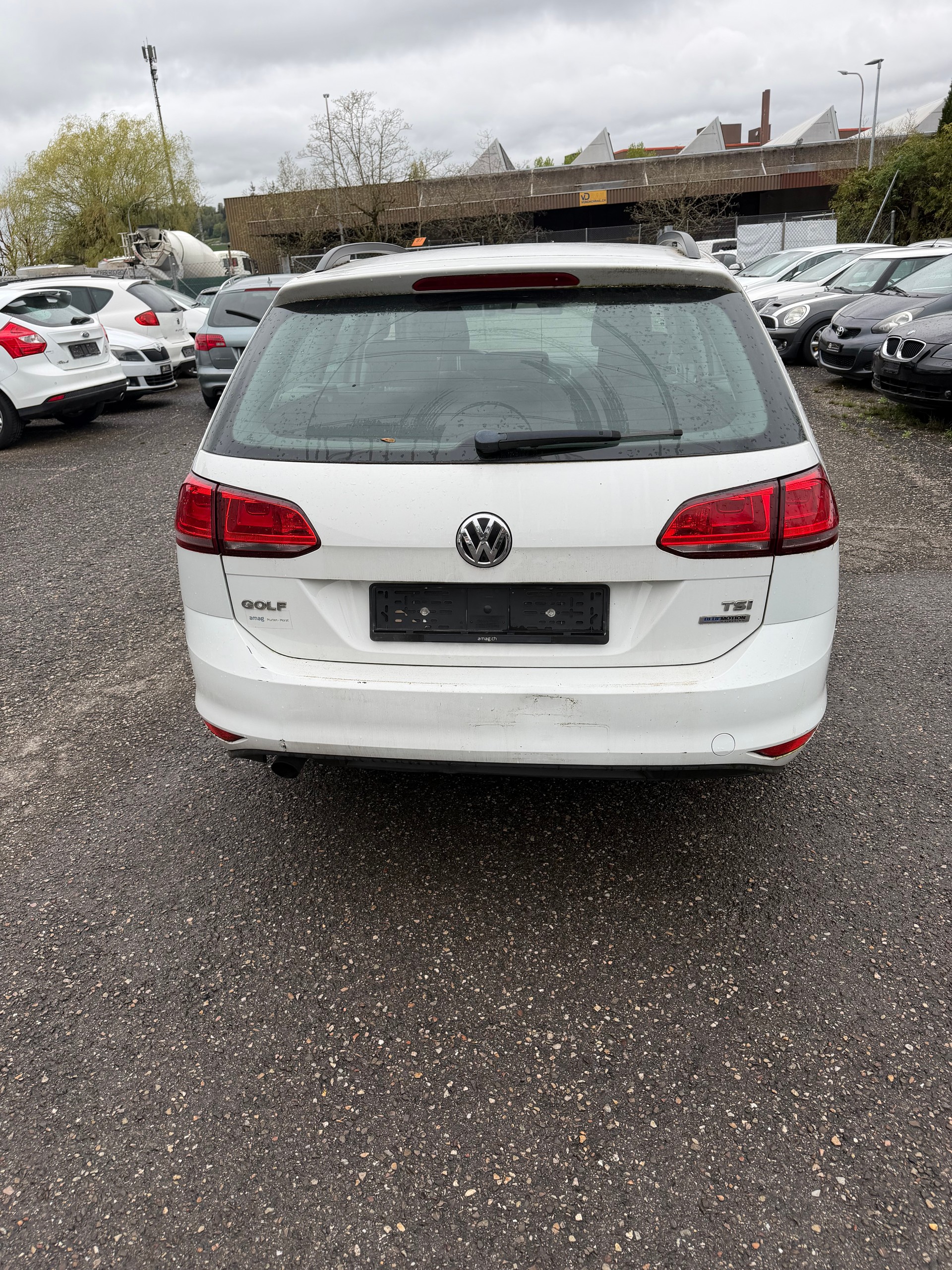 VW Golf Variant 1.2 TSI Trendline-image-5