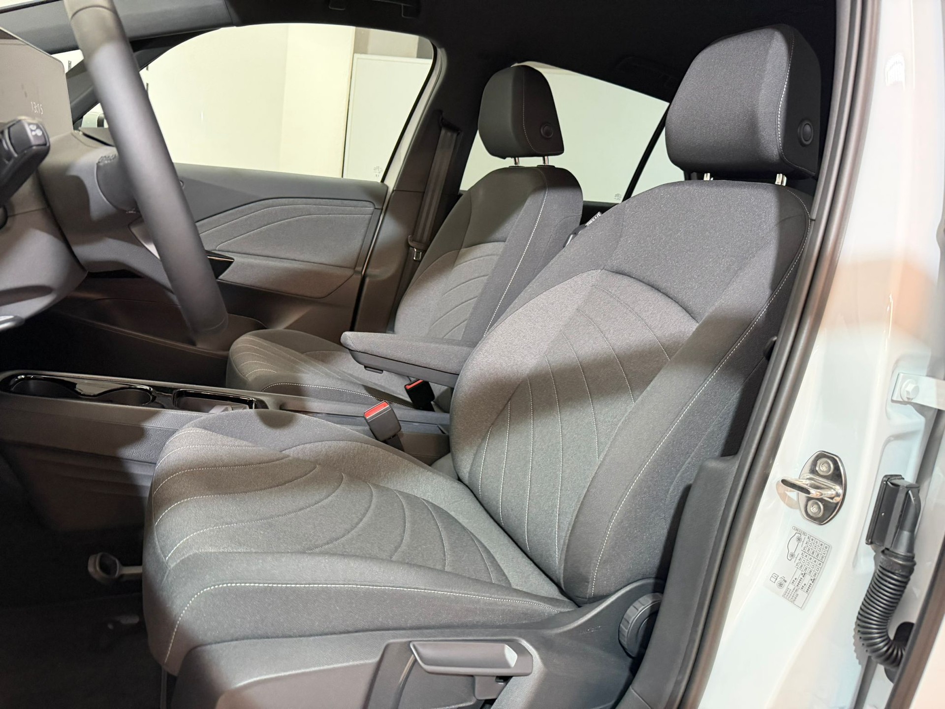 VW ID.3 Pro 52 kWh Pure Value-image-8