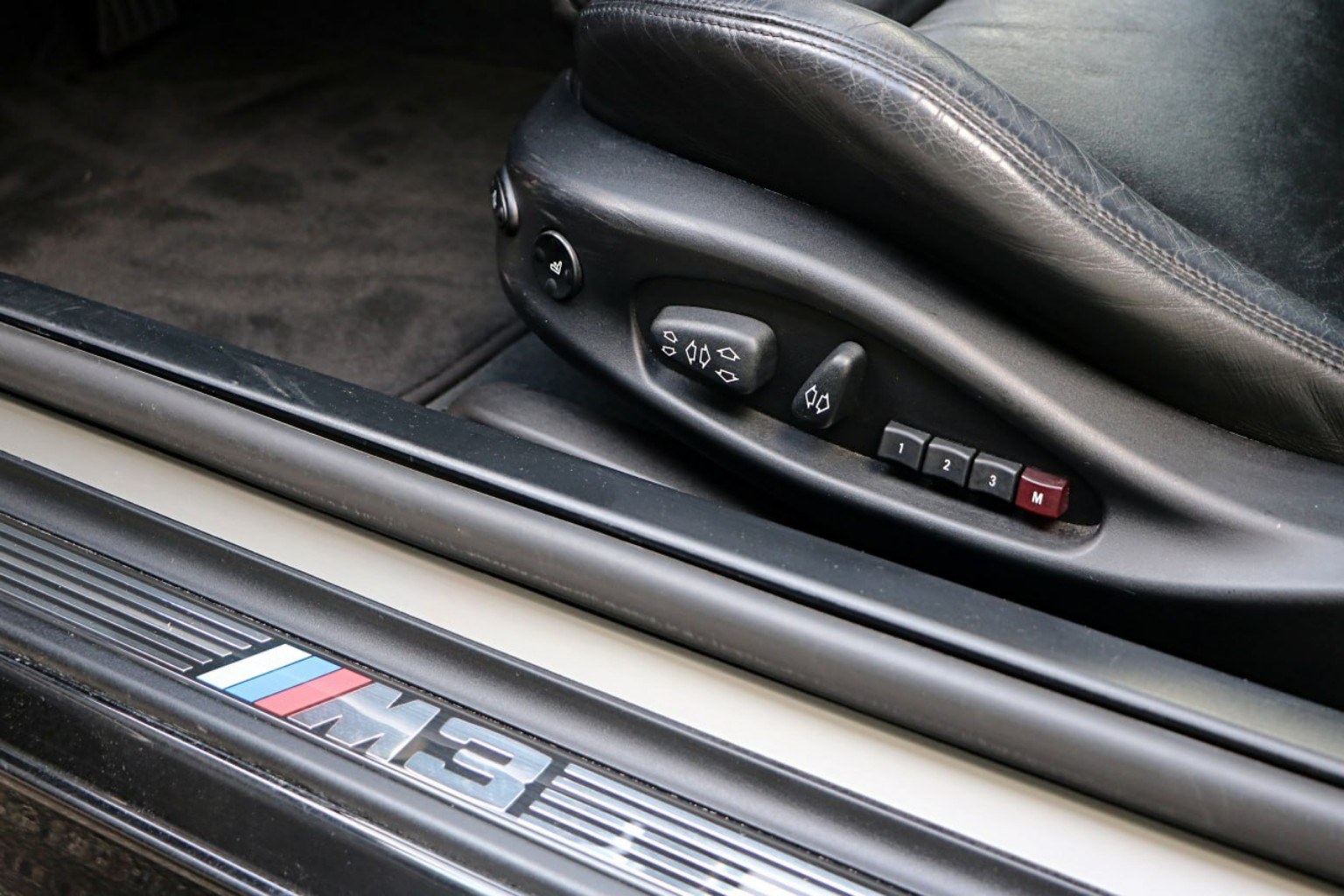 BMW M3-image-10