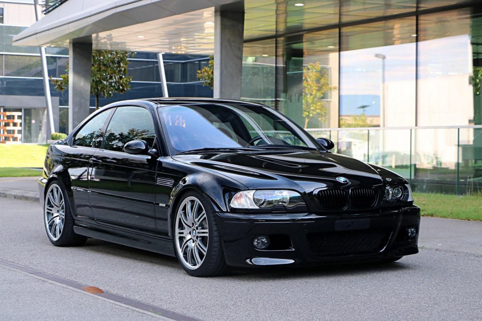 BMW M3-image-5
