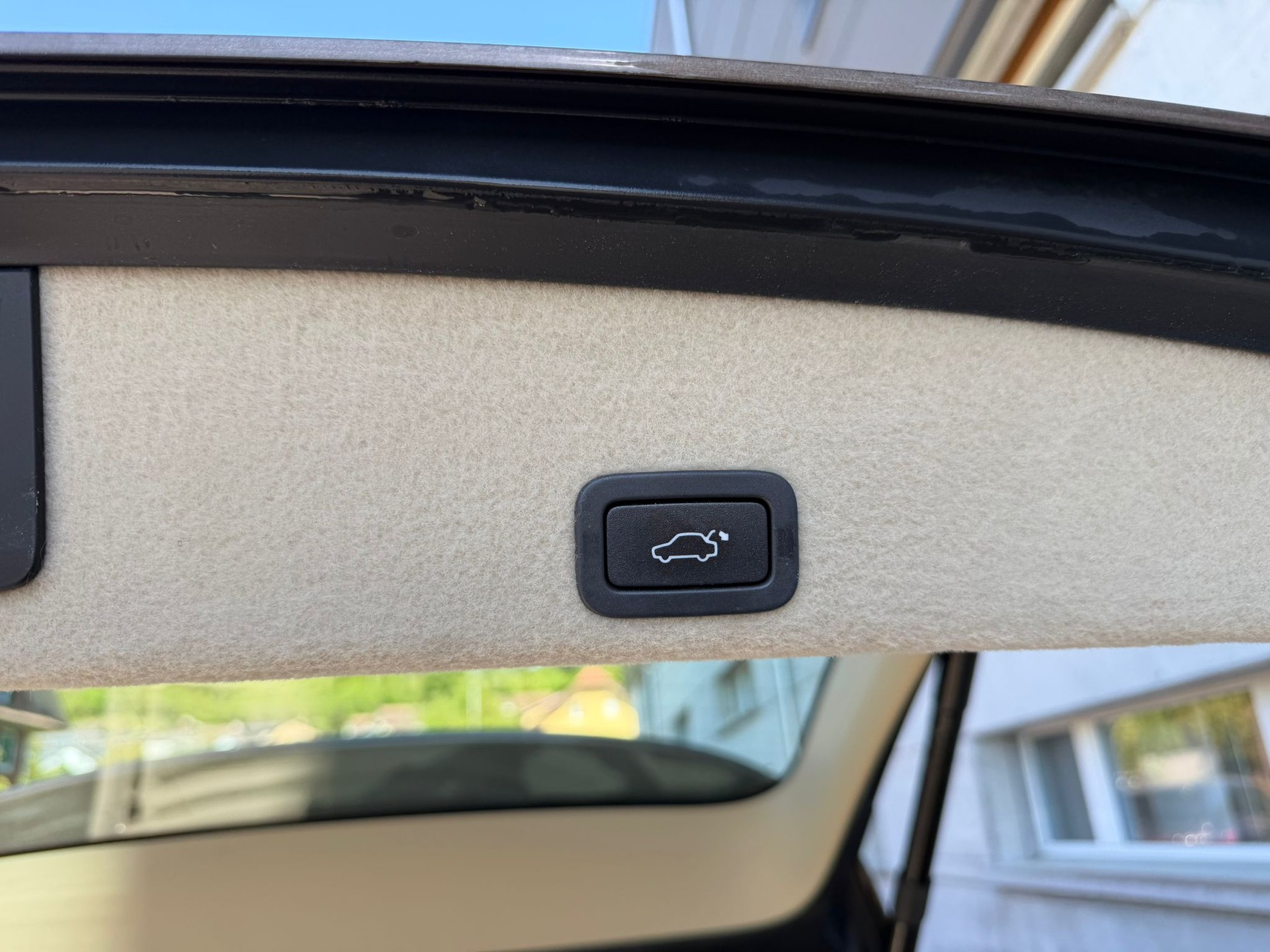 VOLVO XC60 D3 Summum Geartronic-image-13