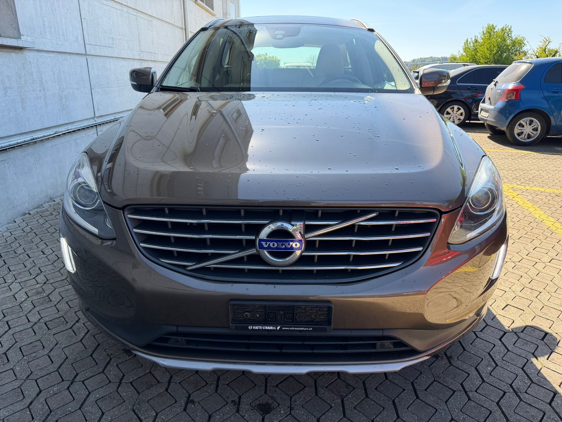 VOLVO XC60 D3 Summum Geartronic-image-1