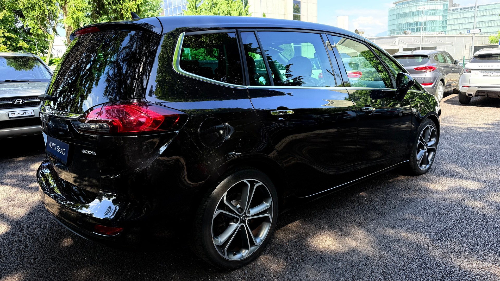 OPEL Zafira Tourer 1.4i 16V Cosmo-image-3