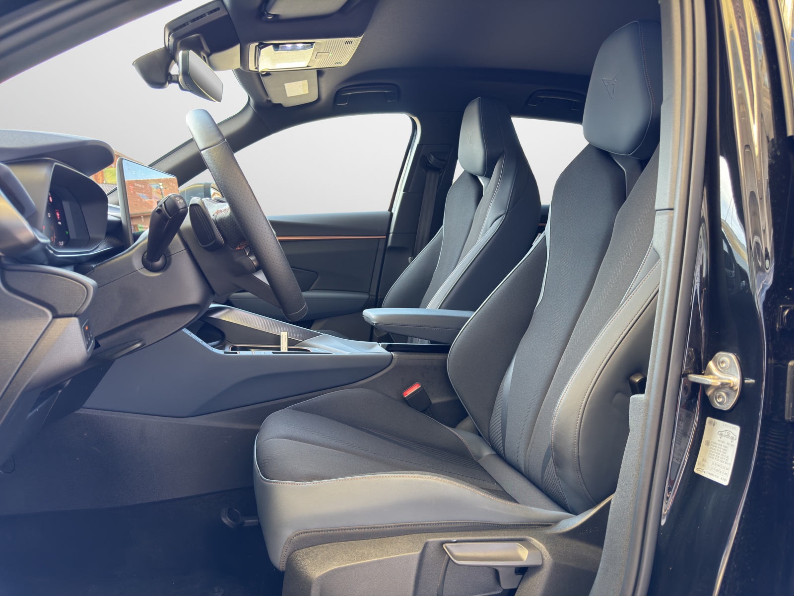 CUPRA Terramar 2.0 TSI VZ 4Drive DSG-image-4