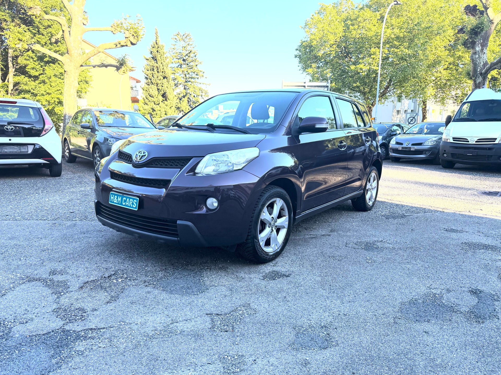 TOYOTA UrbanCruiser 1.4 D-4D Linea Luna 4WD