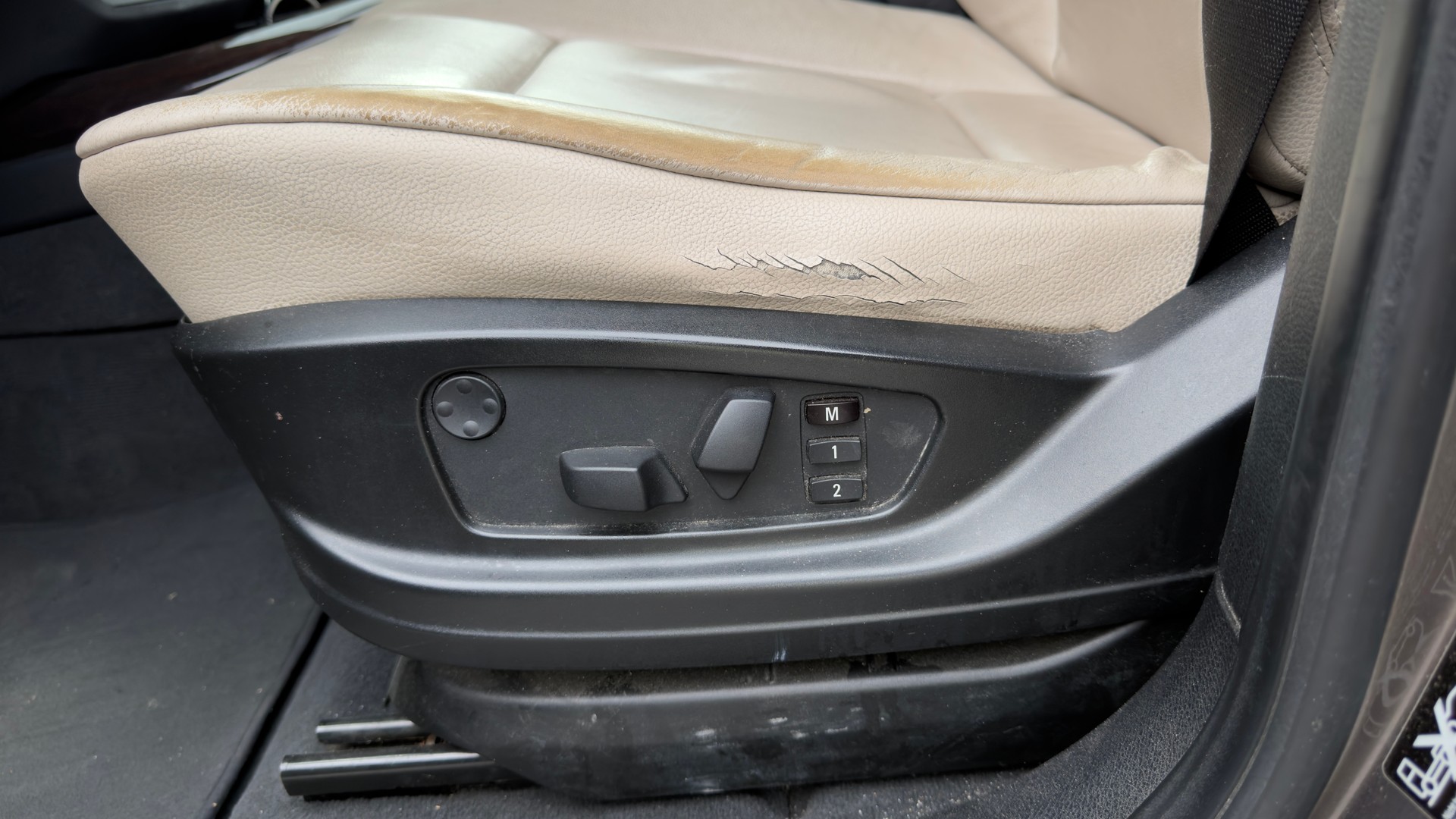 BMW X5 xDrive 30d Steptronic-image-9