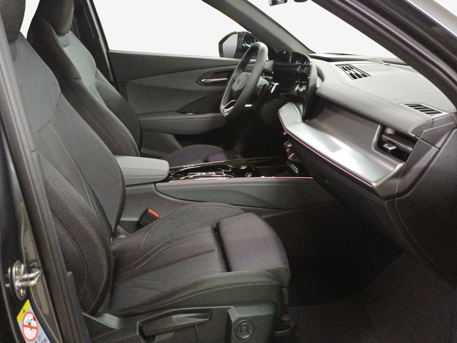 AUDI Q3 SUV e-hybrid 200 kW S tronig-image-13