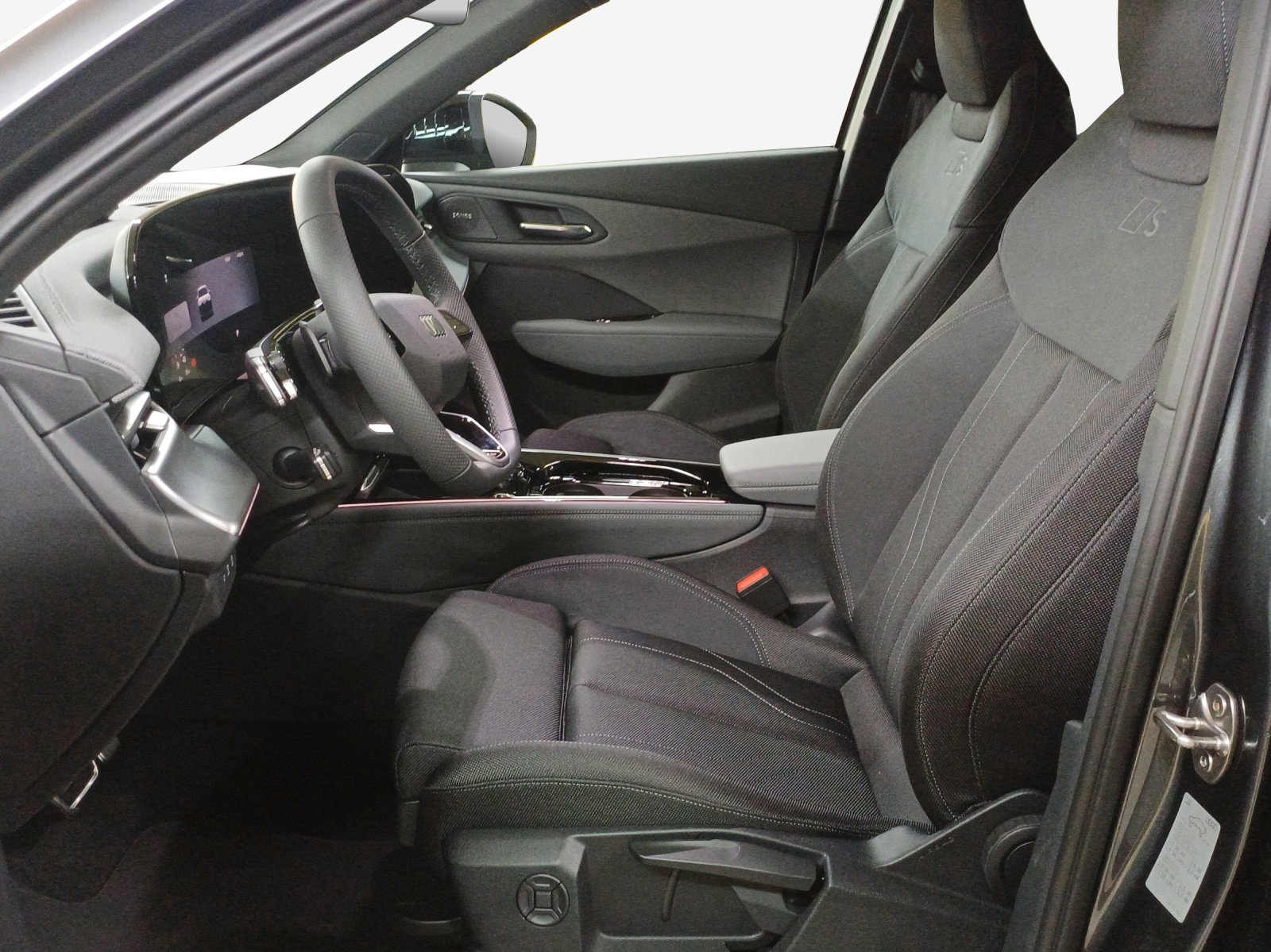 AUDI Q3 SUV e-hybrid 200 kW S tronig-image-7