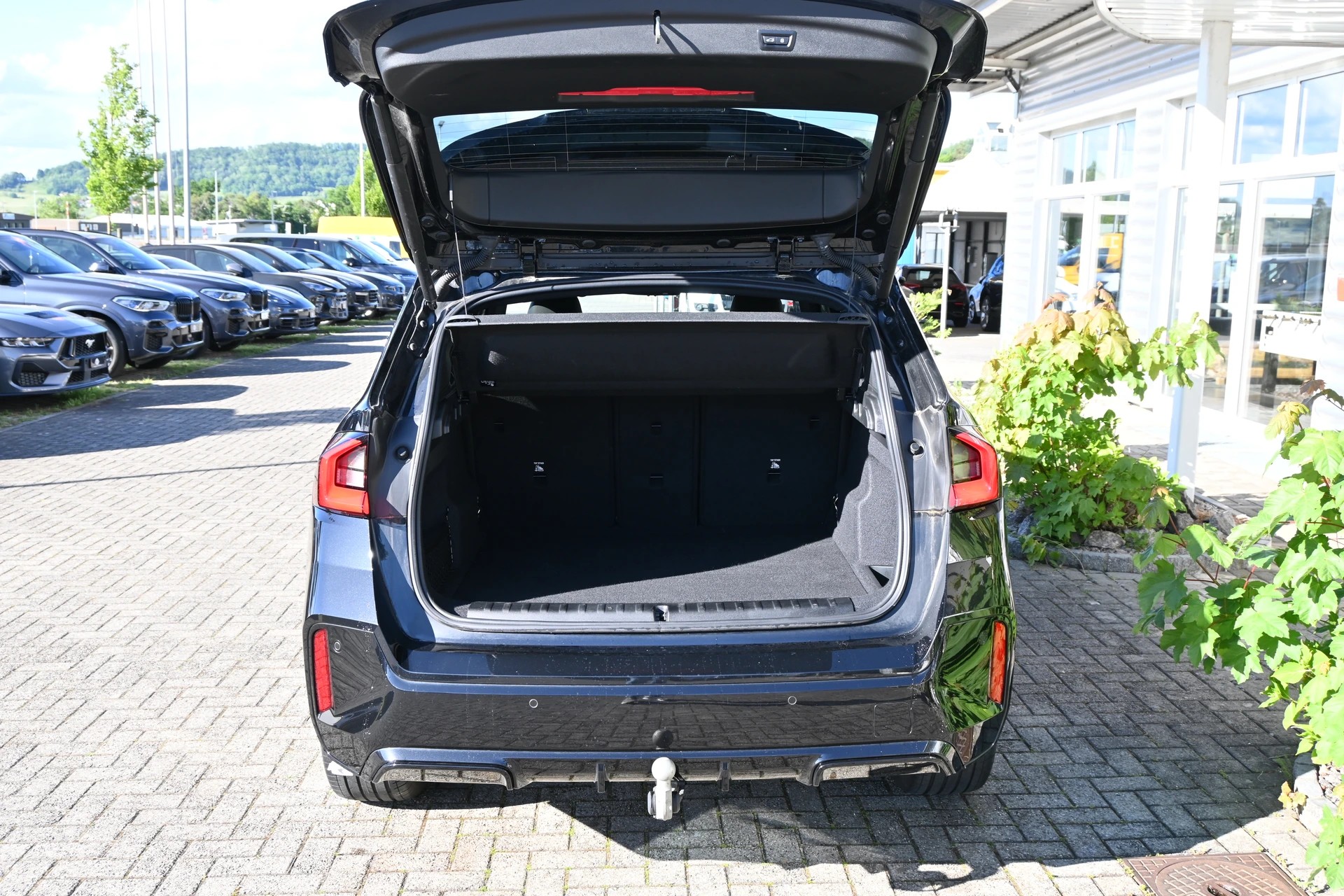 BMW X1 xDrive 23d 48V M Sport 211PS + Elektr. AHK 2000kg-image-7