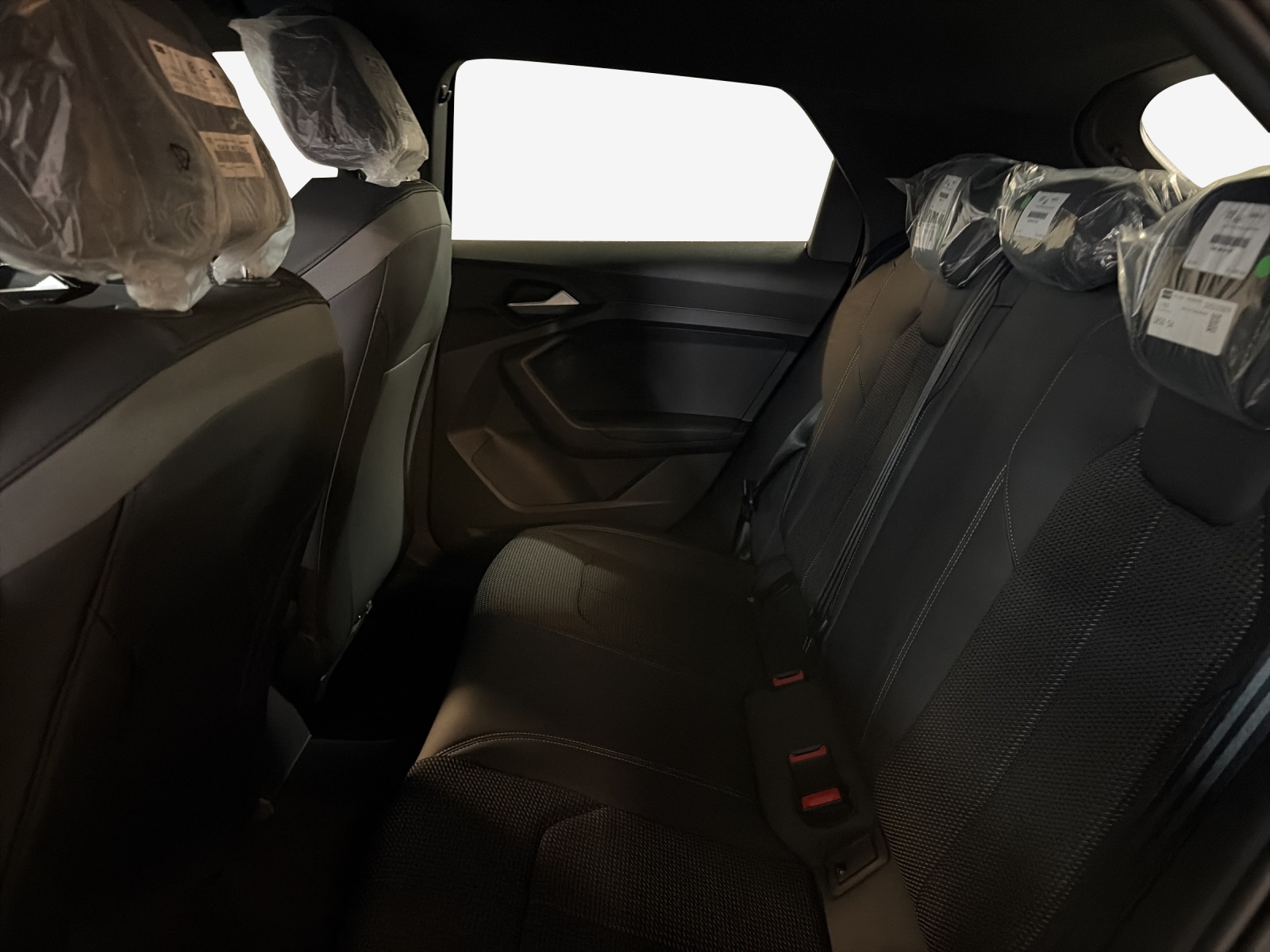 AUDI A1 Sportback 30 TFSI Attraction S-tronic-image-11