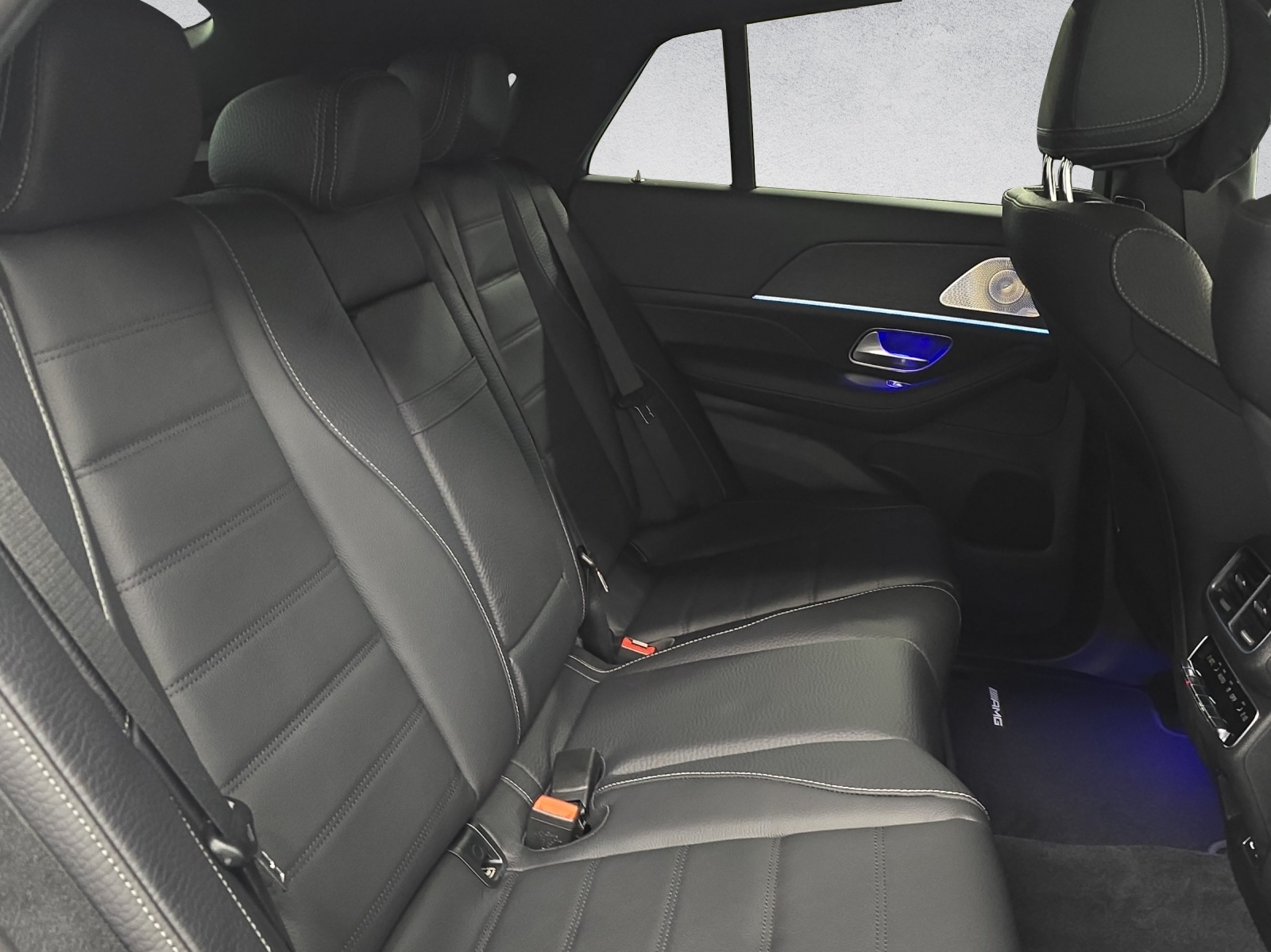 MERCEDES-BENZ GLE 450 d AMG Line 4Matic Coupé-image-13