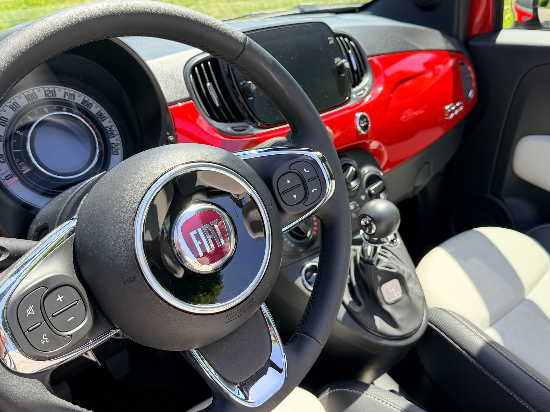FIAT 1.0 Hybrid Dolcevita-image-4