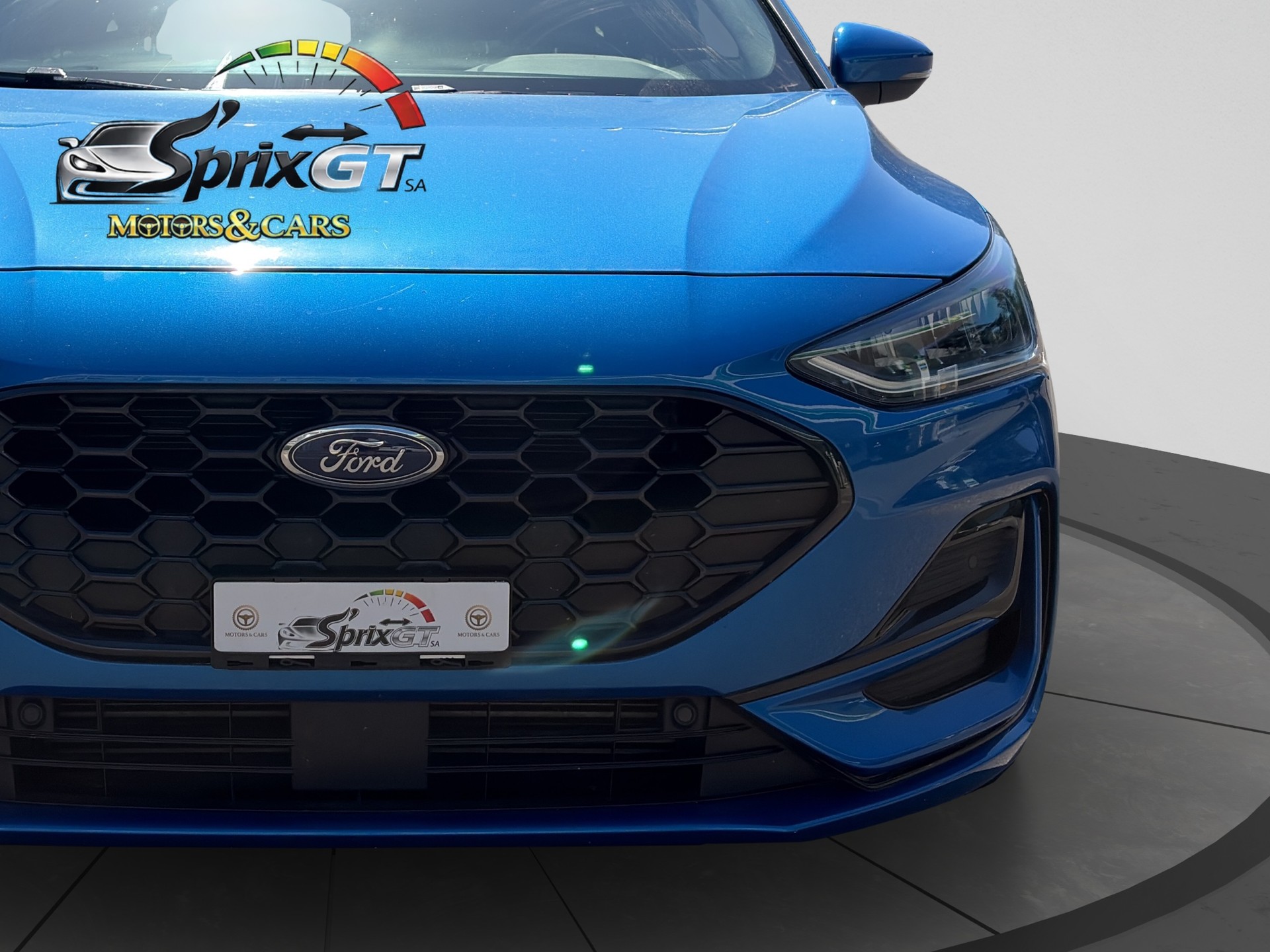 FORD Focus 1.0 MHEV ST-Line-image-6