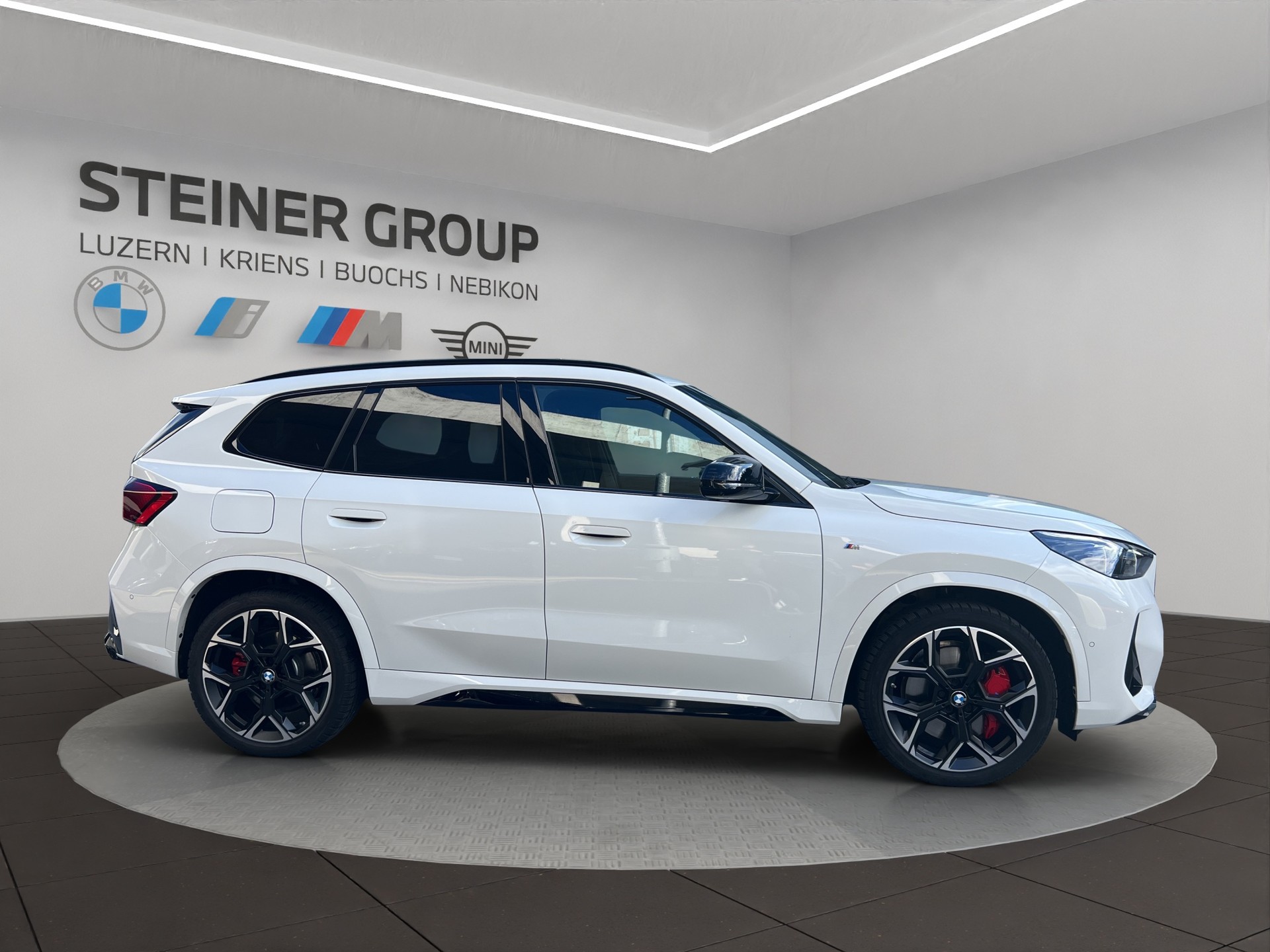 BMW X1 xDrive M35i-image-3