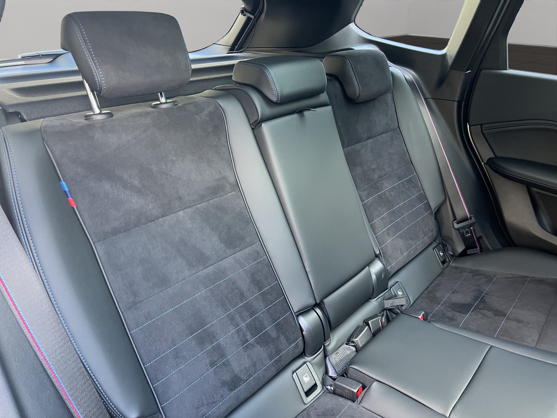 BMW X1 xDrive M35i-image-21
