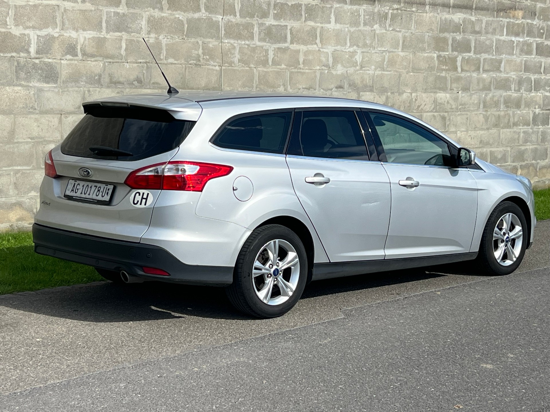 FORD Focus 2.0 TDCi Trend PowerShift-image-5