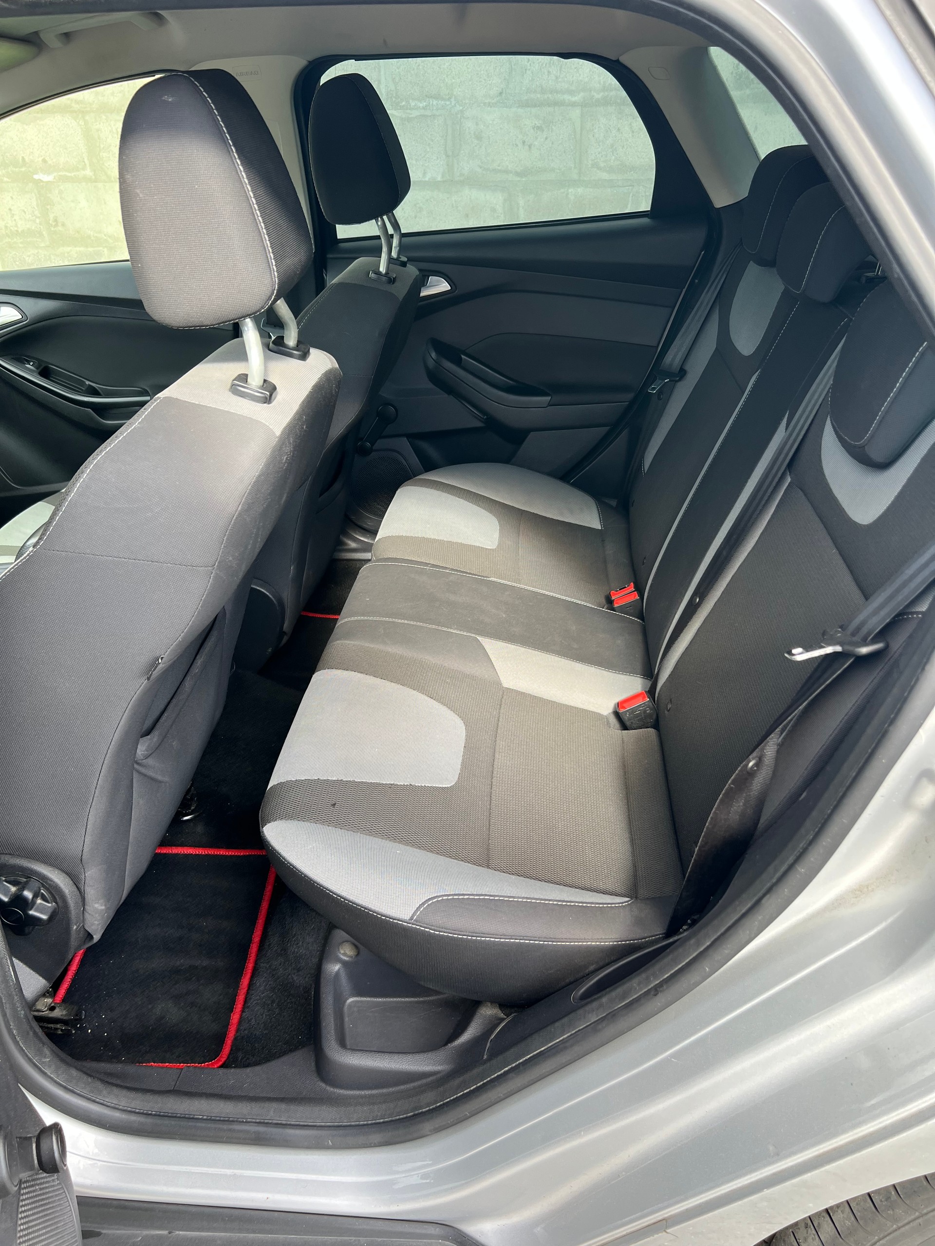 FORD Focus 2.0 TDCi Trend PowerShift-image-8