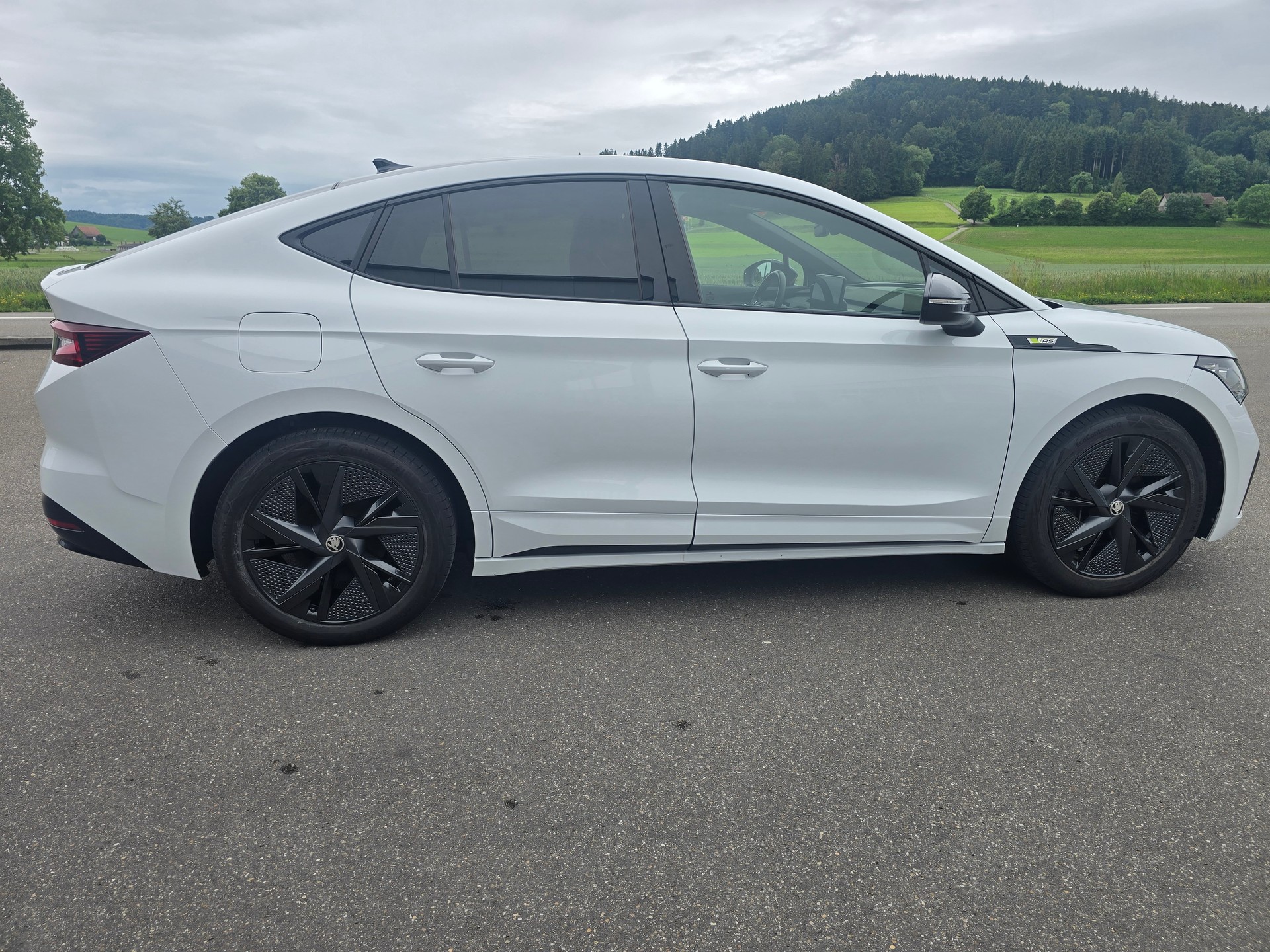 SKODA Enyaq Coupé RS iV 80 4x4-image-5