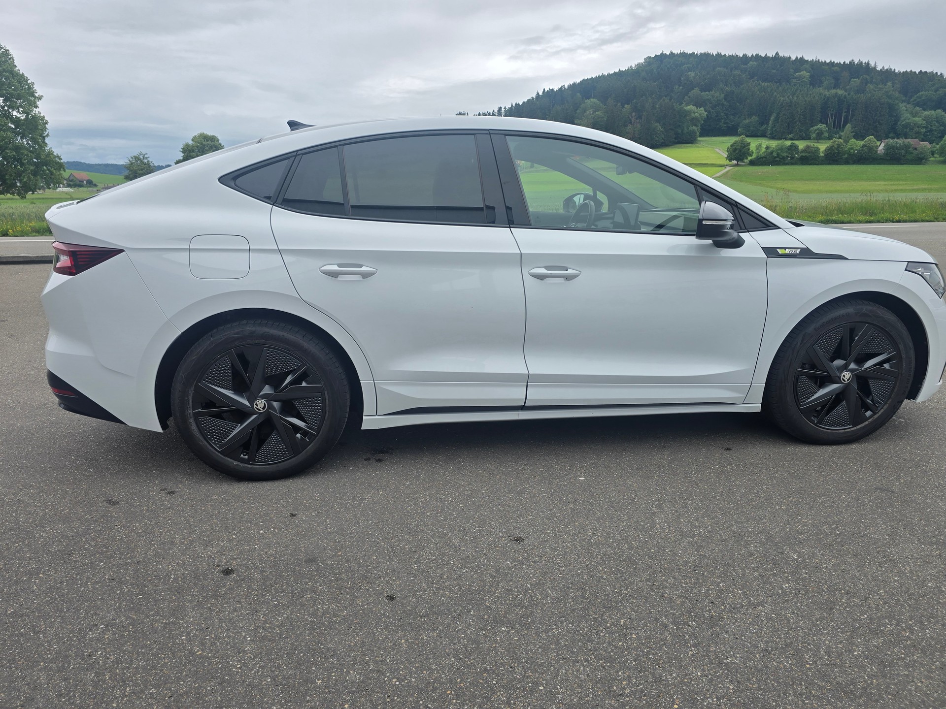 SKODA Enyaq Coupé RS iV 80 4x4-image-4