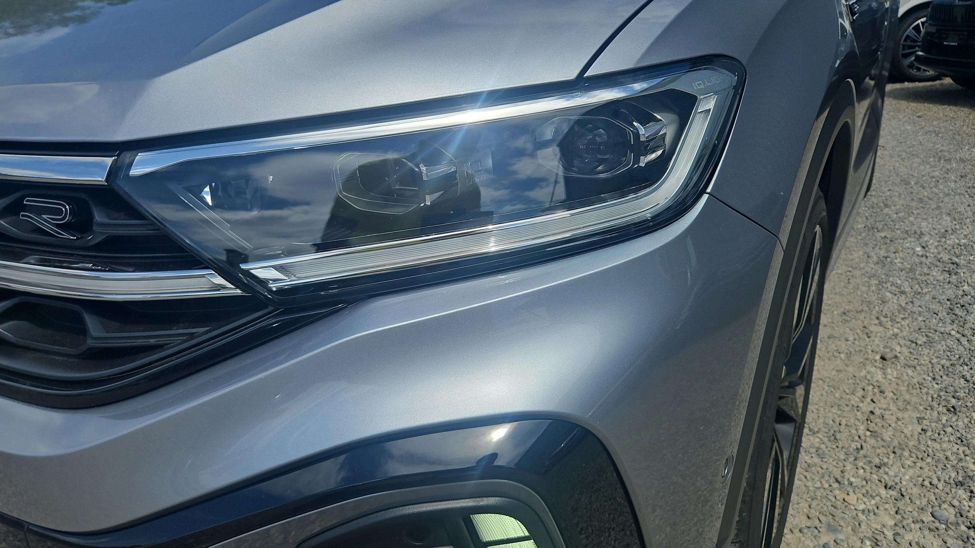 VW T-Roc 2.0 TSI R-Line DSG 4Motion Black Style mit AHK & Rückfahrkamera-image-27