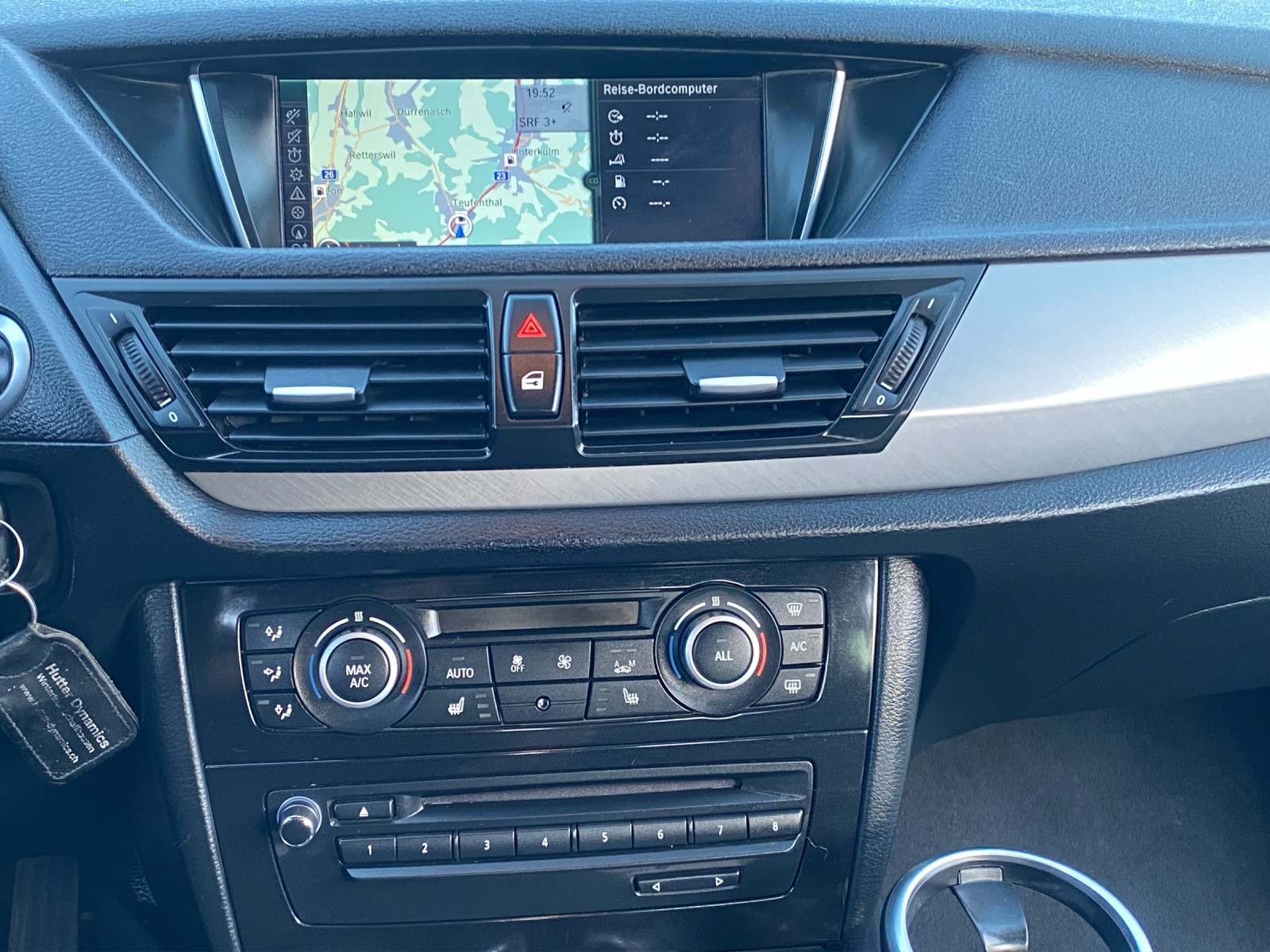 BMW X1 xDrive 25d 2.0-Diesel 218-PS Allrad (4x4) Automat *M-Paket* Vollausstattung-image-13