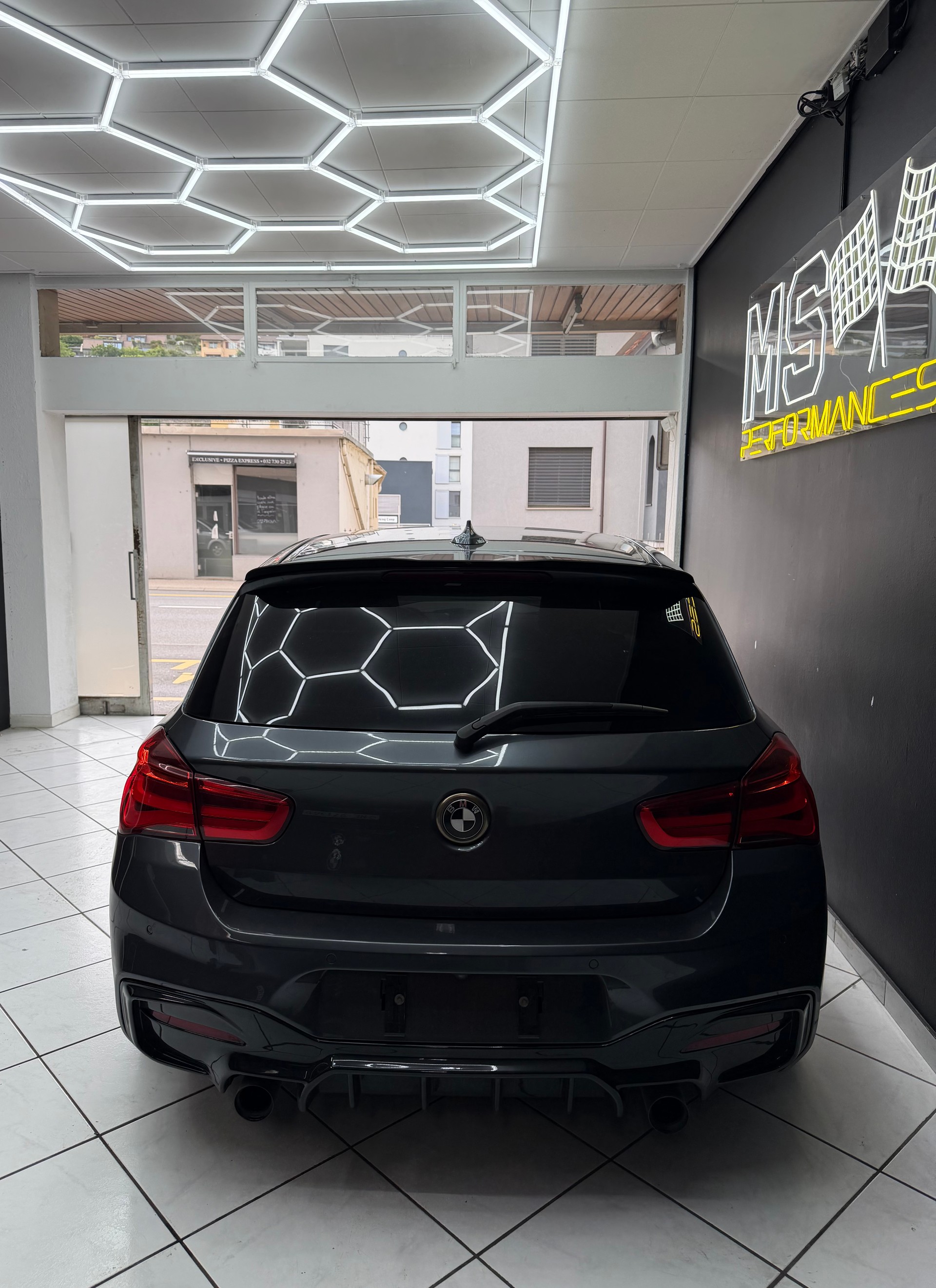 BMW M140i xDrive-image-3