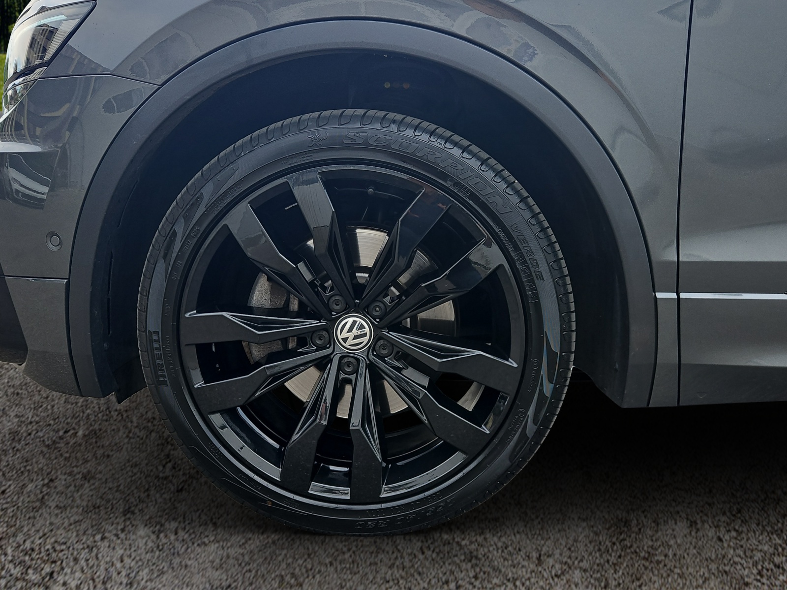 VW Tiguan 2.0TSI Highline 4Motion DSG-image-3