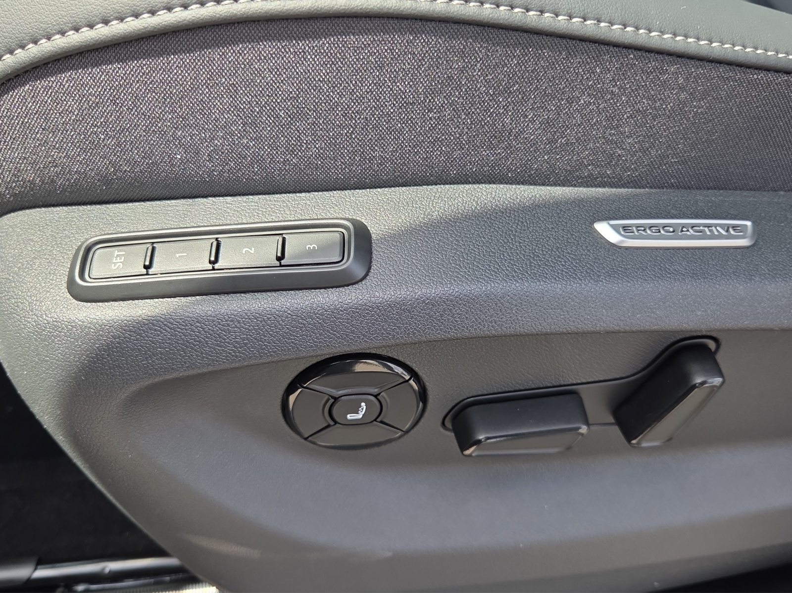 VW Tiguan 2.0 TSI DSG R-Line 4Motion-image-15