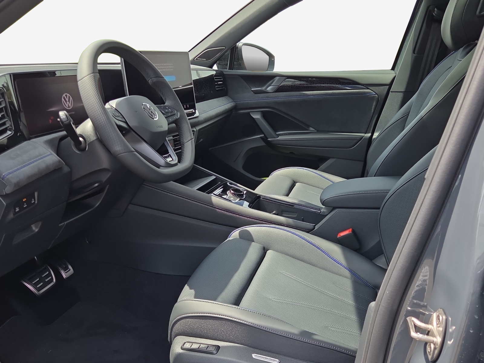 VW Tiguan 2.0 TSI DSG R-Line 4Motion-image-7