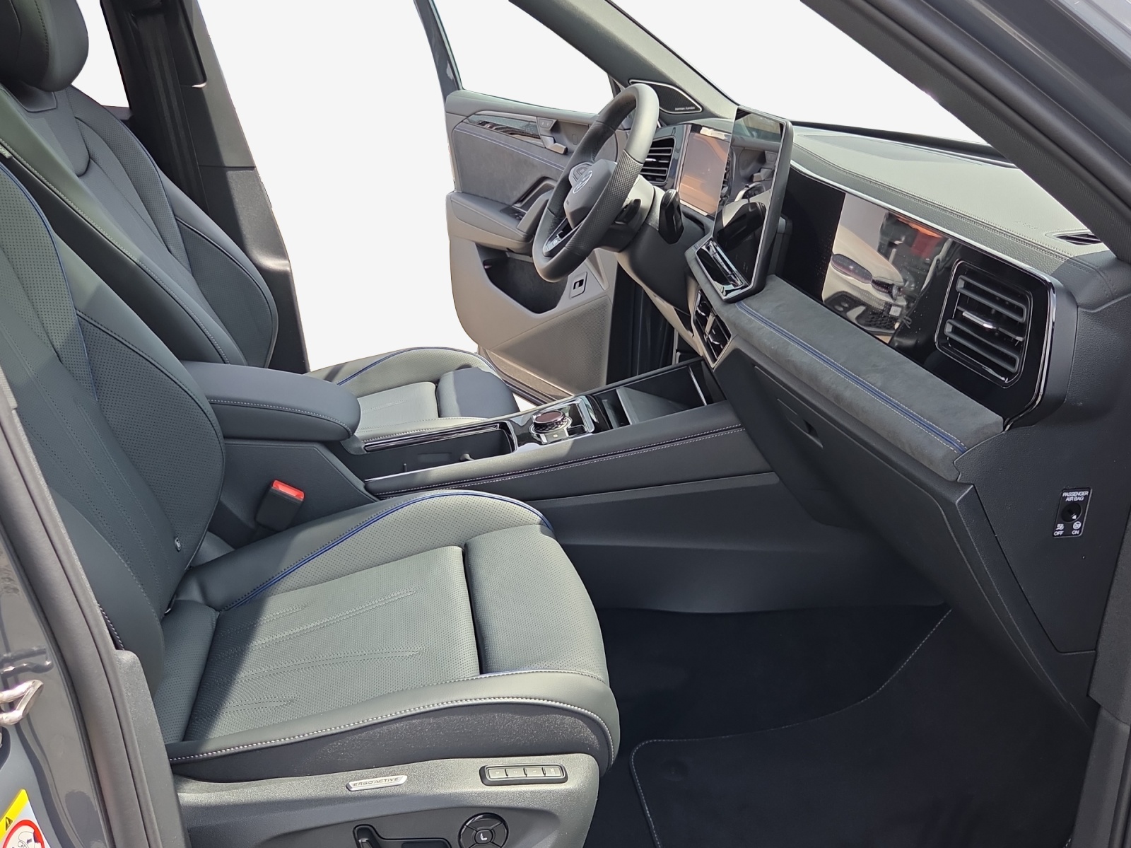 VW Tiguan 2.0 TSI DSG R-Line 4Motion-image-13