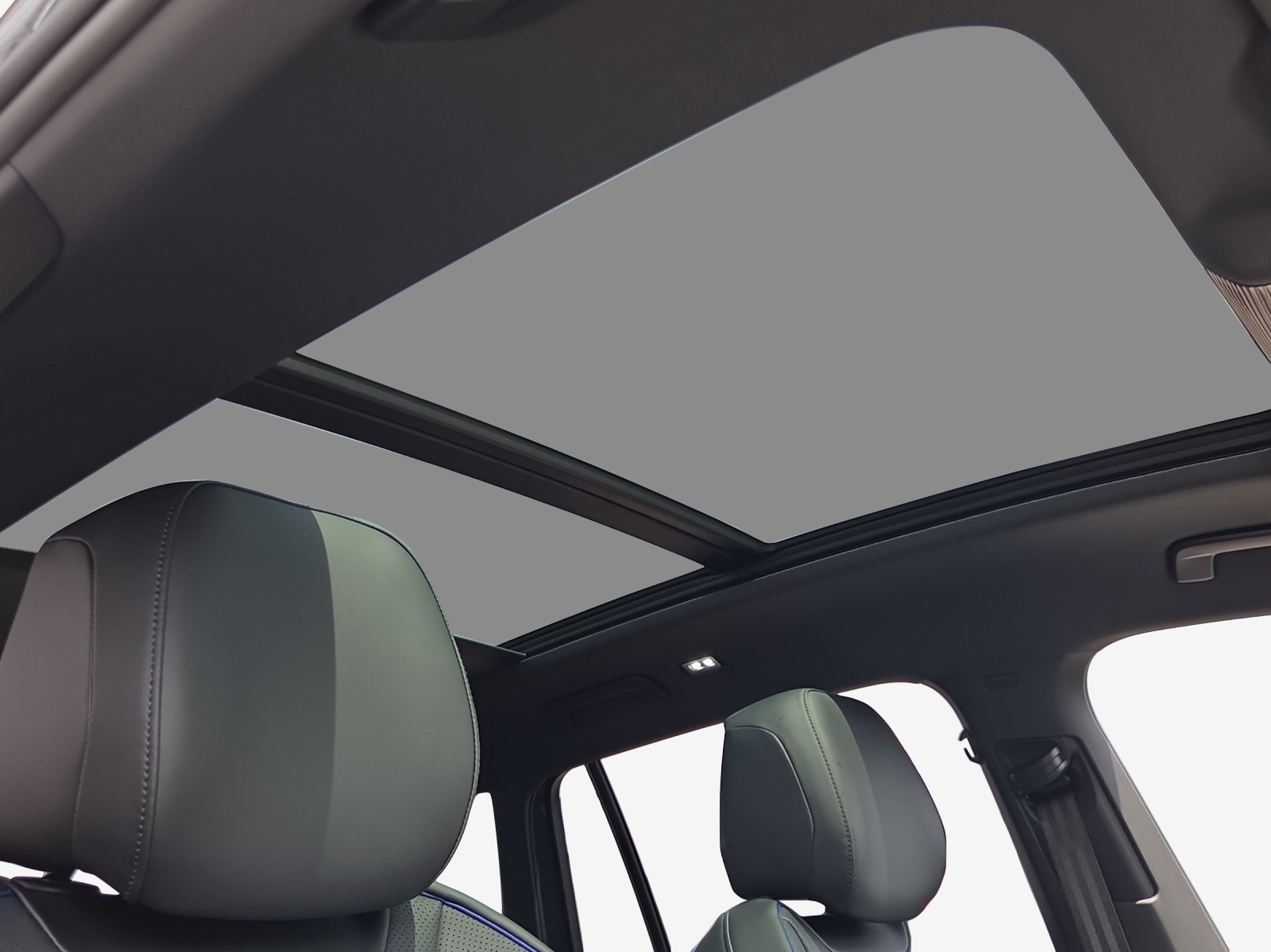 VW Tiguan 2.0 TSI DSG R-Line 4Motion-image-14