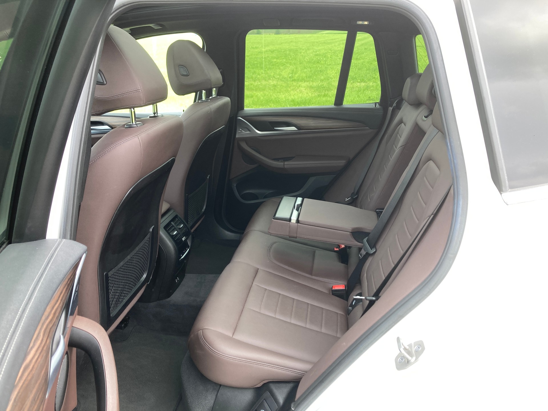 BMW iX3 Impressive-image-7