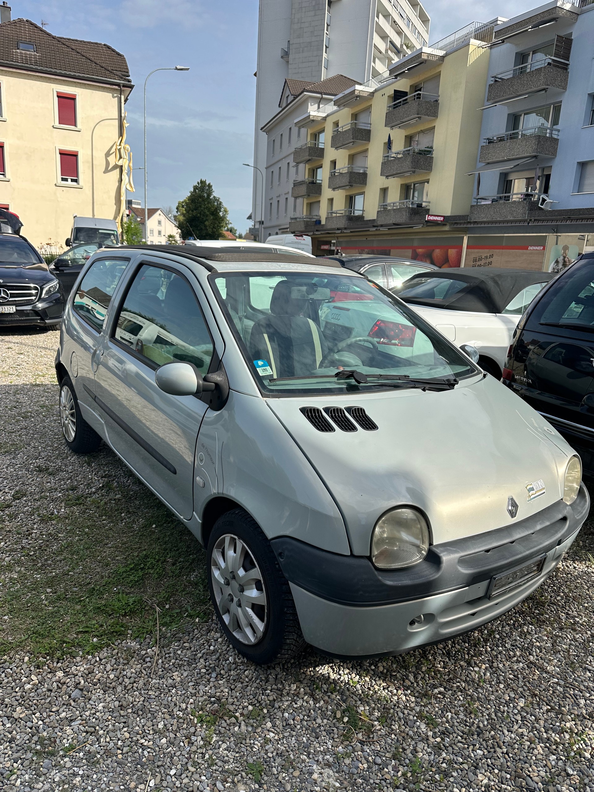 RENAULT TWINGO-image-0
