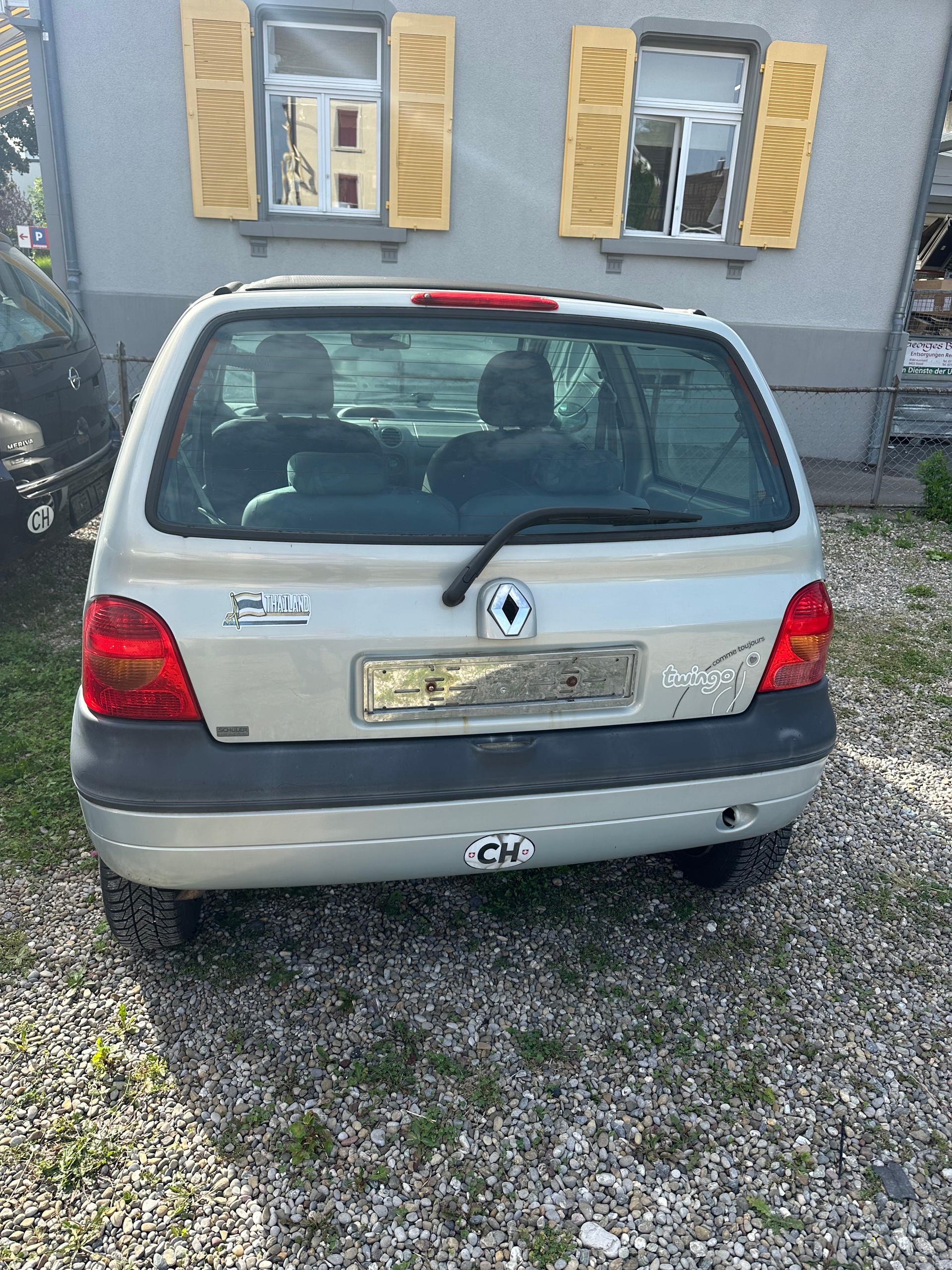 RENAULT TWINGO-image-2