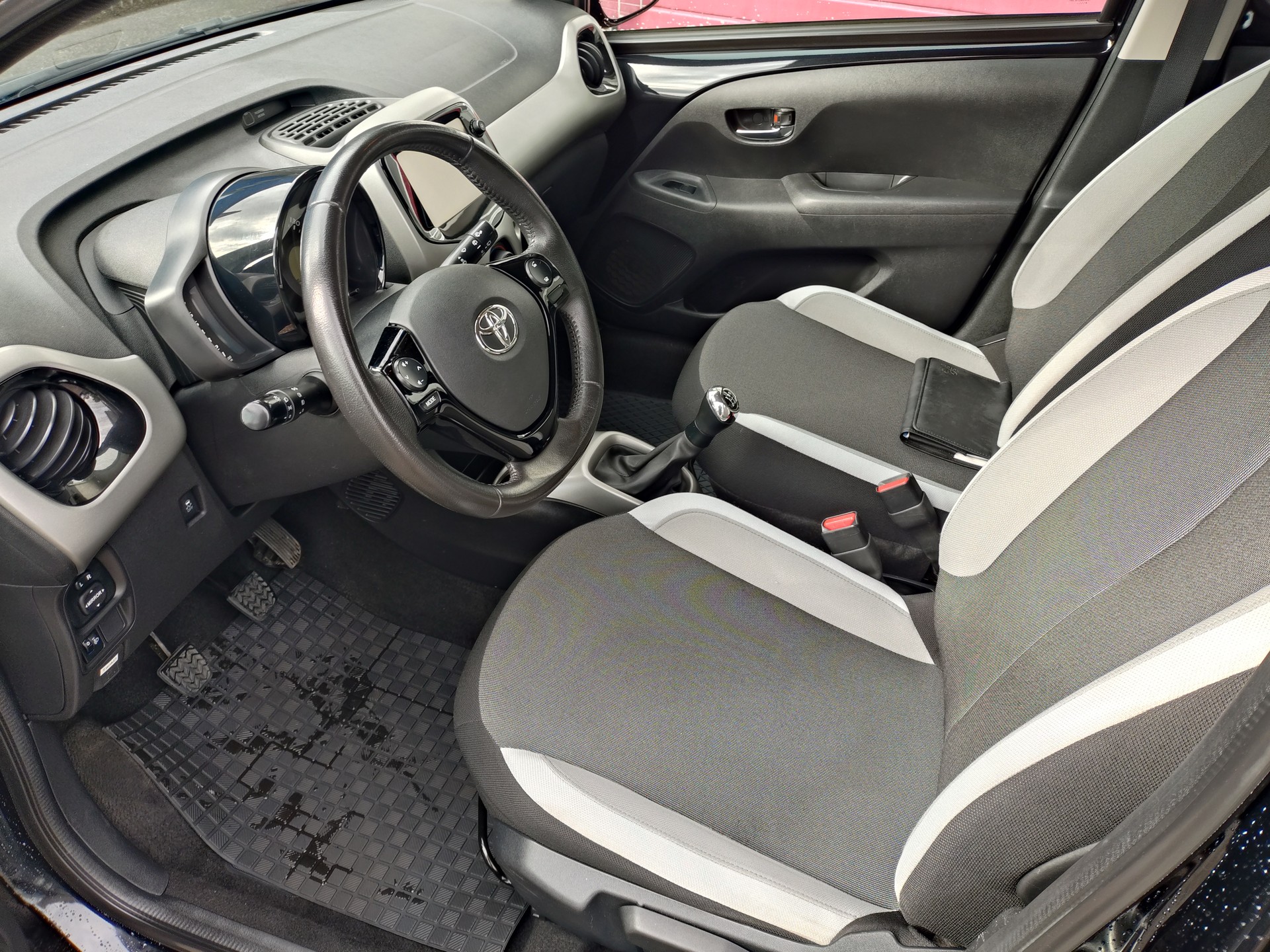 TOYOTA Aygo 1.0 VVT-i Trend-image-13