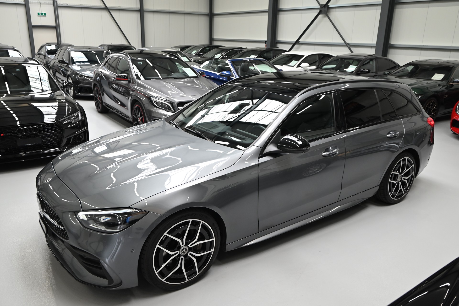 MERCEDES-BENZ C 300 d T AMG Line-image-2