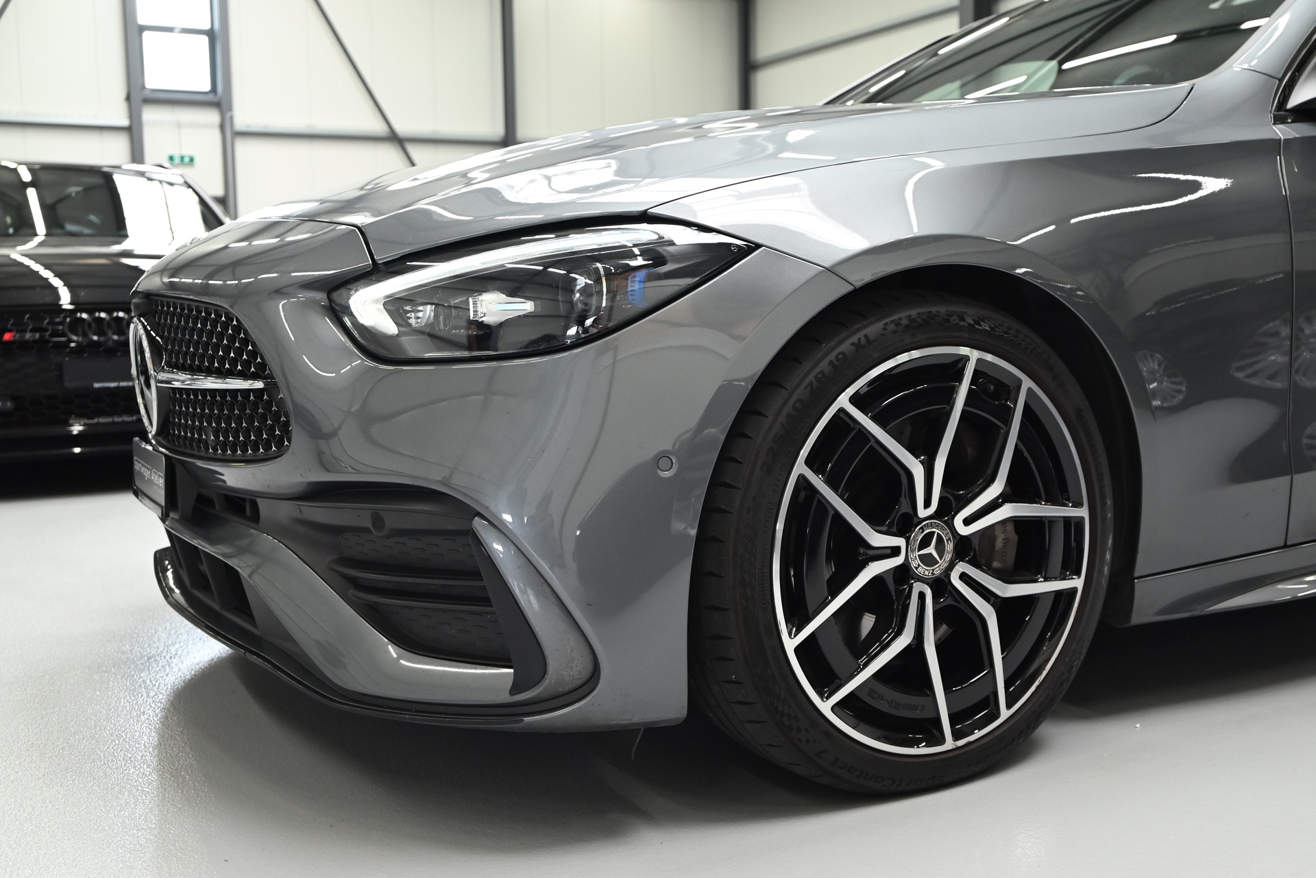 MERCEDES-BENZ C 300 d T AMG Line-image-1