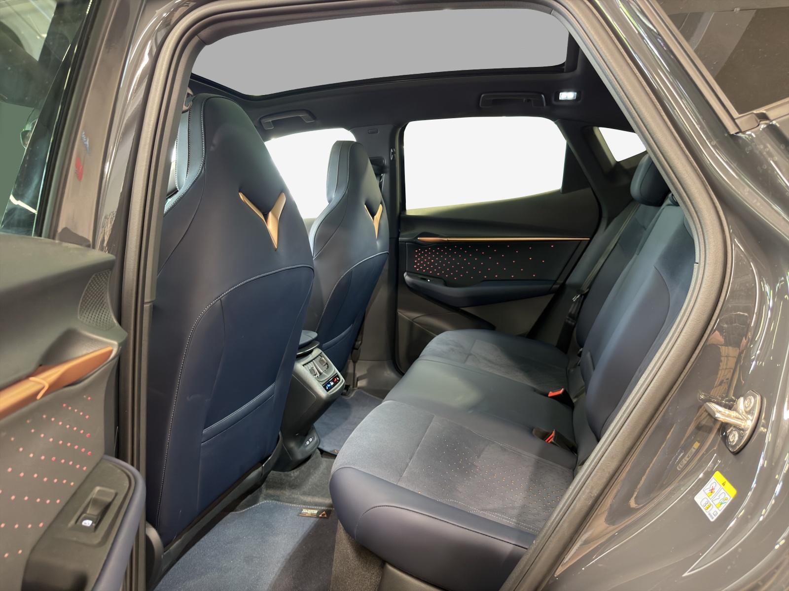 CUPRA Tavascan Type 9 77 kWh Adrenaline-image-12