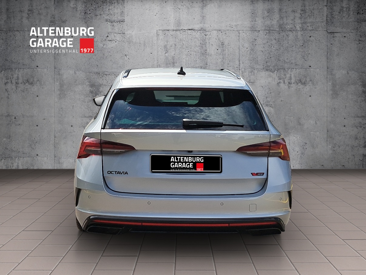 SKODA Octavia Combi 2.0 TSI RS DSG 265 PS-image-3