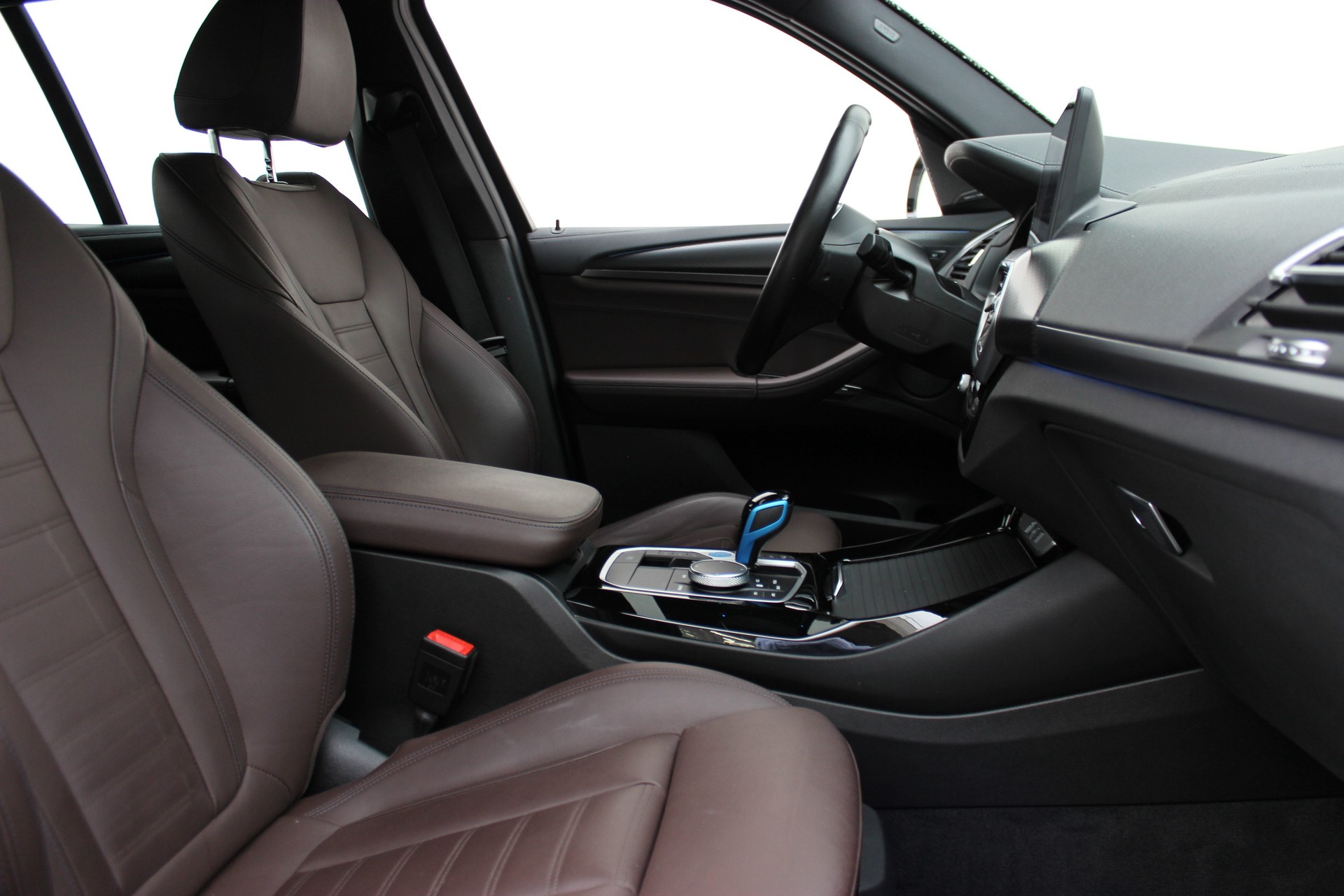 BMW iX3 Impressive *0.9%-LEASINGAKTION*-image-4