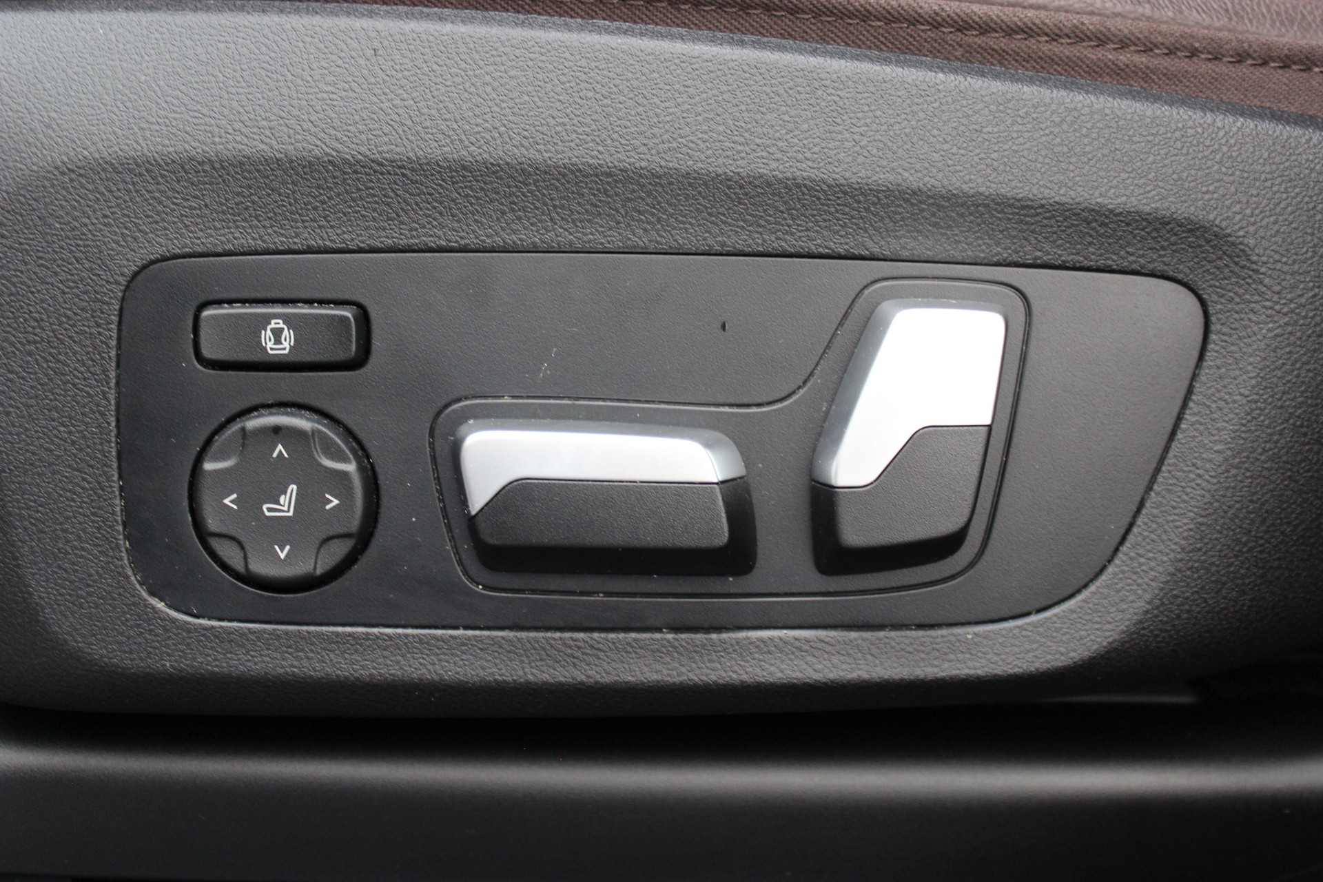 BMW iX3 Impressive *0.9%-LEASINGAKTION*-image-9