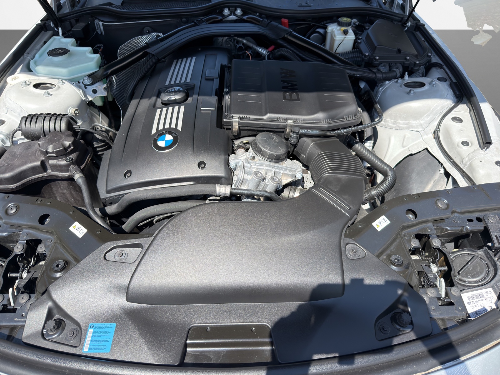 BMW Z4 sDrive35i-image-9