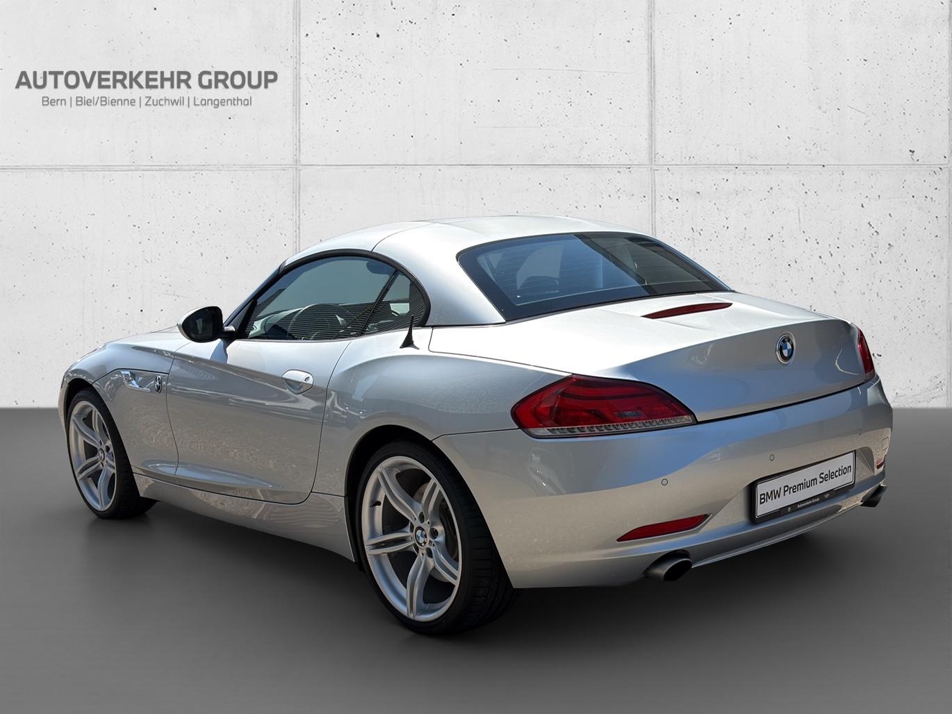 BMW Z4 sDrive35i-image-2