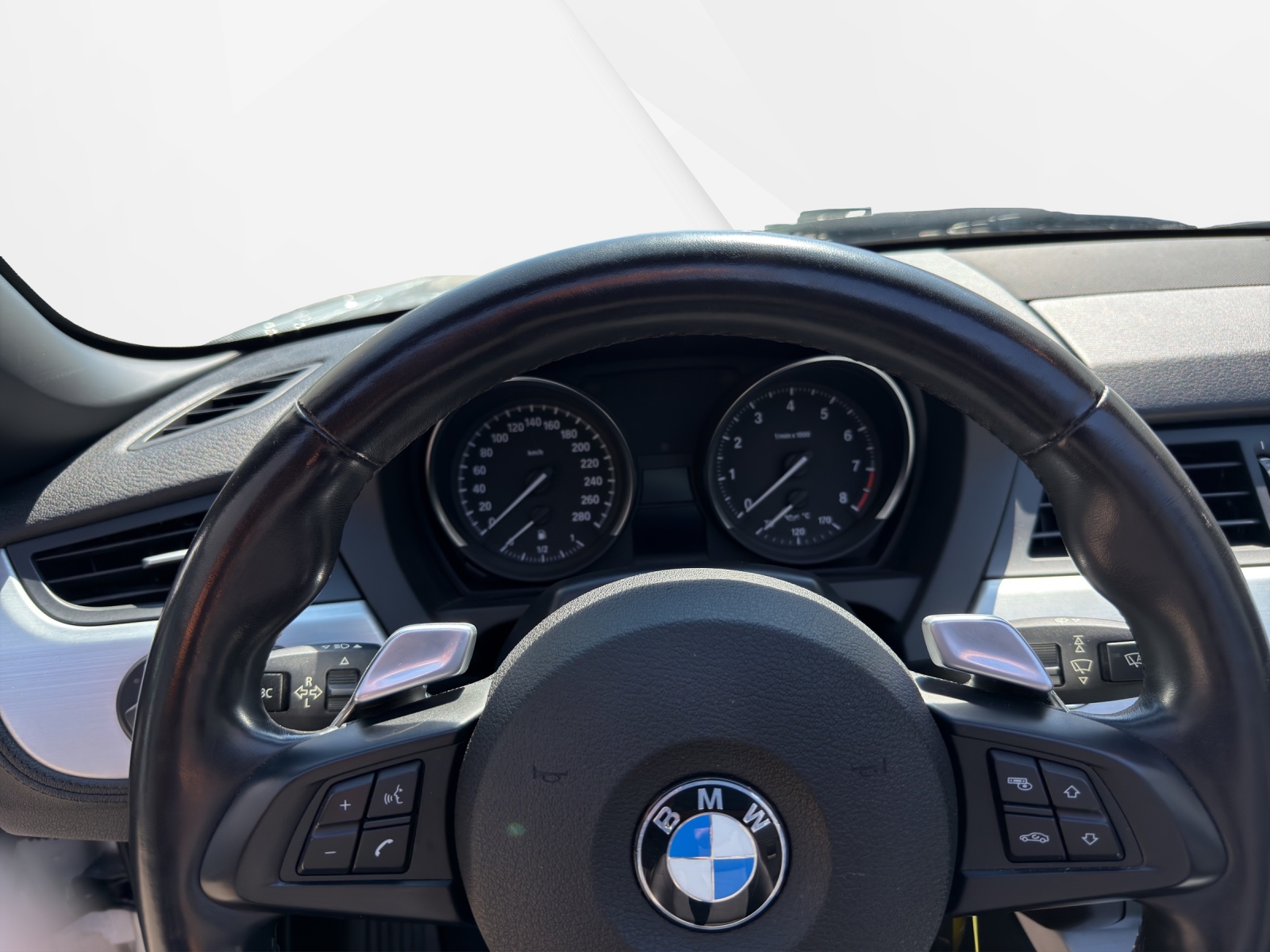BMW Z4 sDrive35i-image-14