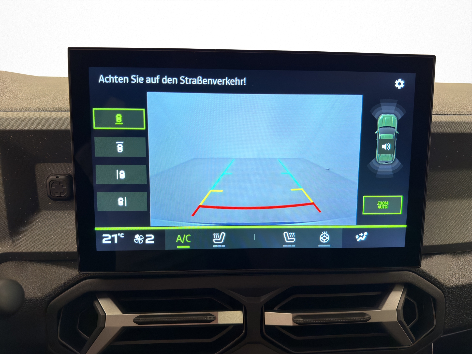DACIA Duster 1.2 Hybrid Journey 4WD-image-11