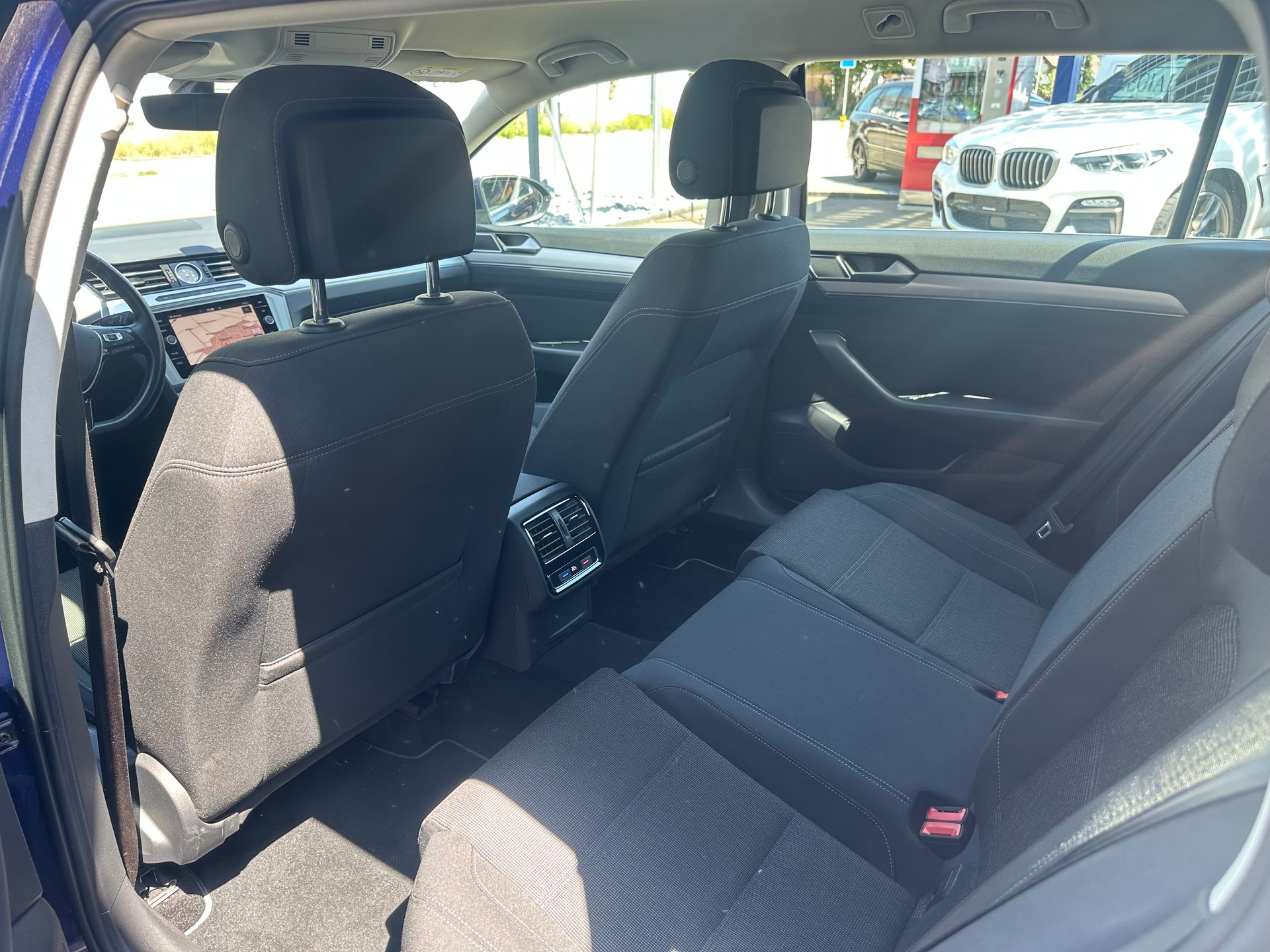 VW Passat Variant 2.0 TDI BMT Comfortline DSG-image-7