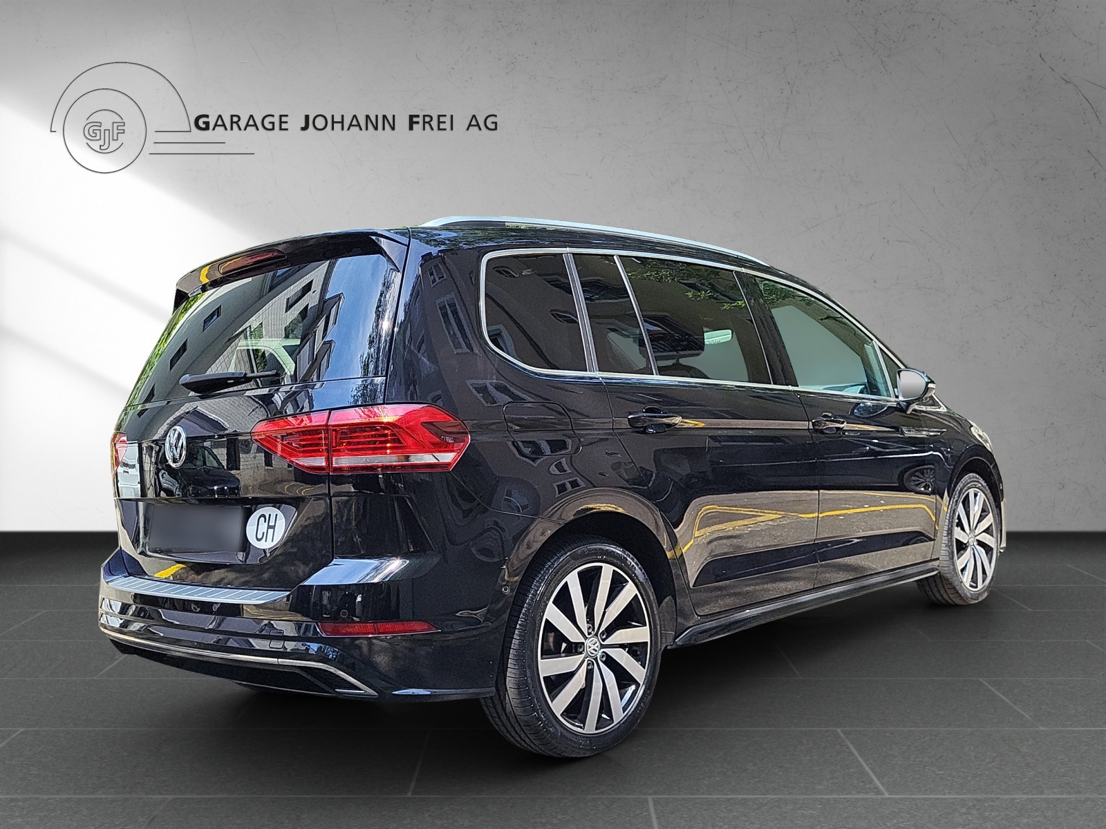 VW Touran Highline EVO 1.5TSI 150PS DSG 7 Plätze-image-4