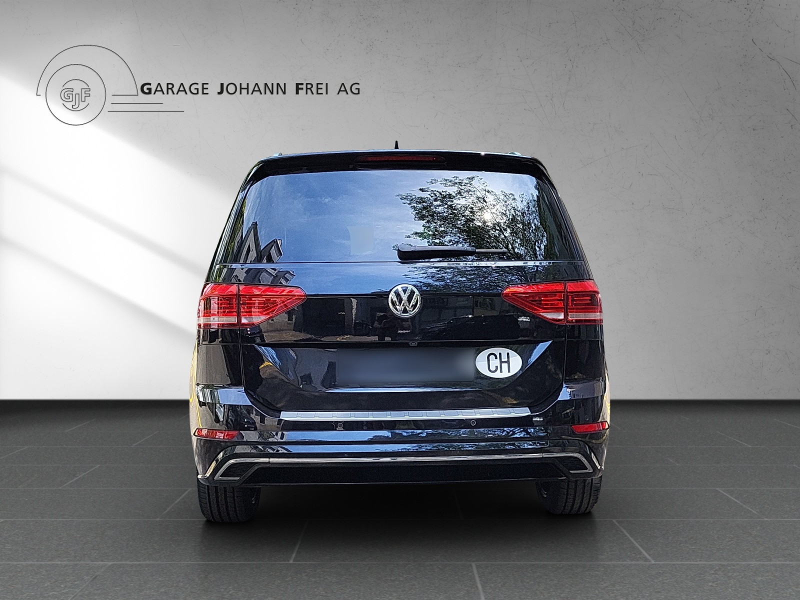 VW Touran Highline EVO 1.5TSI 150PS DSG 7 Plätze-image-3