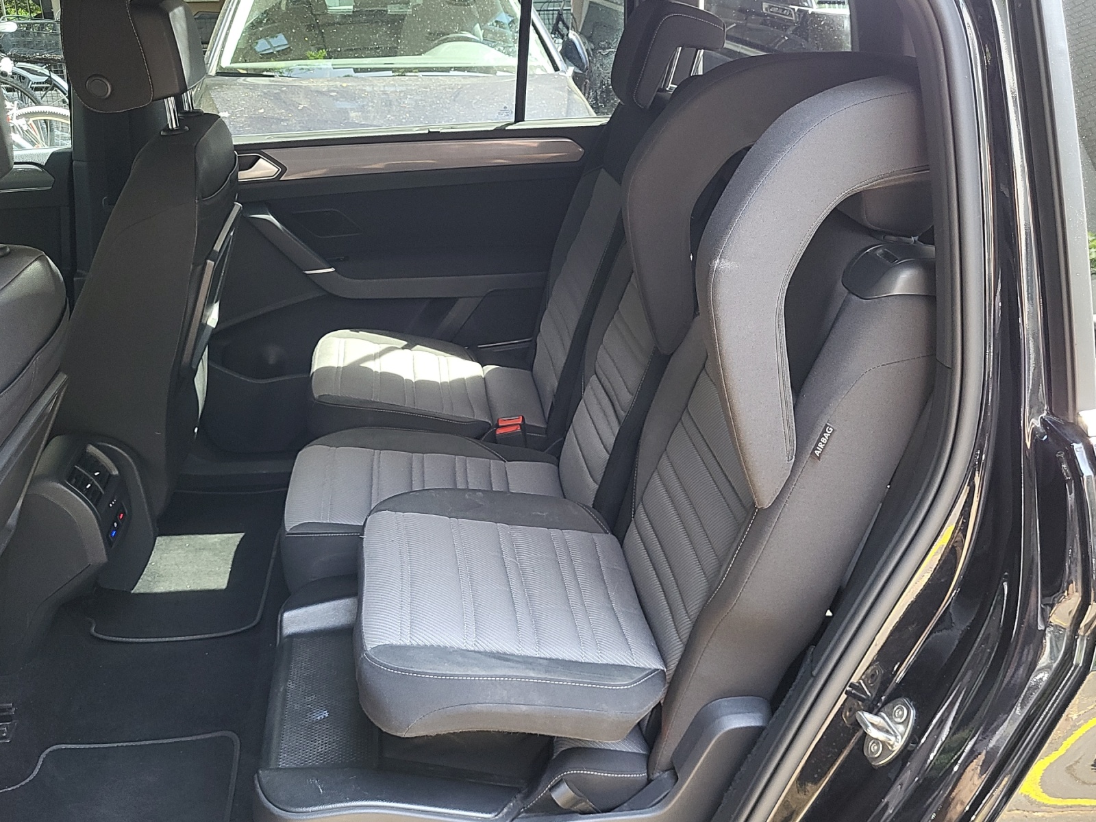 VW Touran Highline EVO 1.5TSI 150PS DSG 7 Plätze-image-21