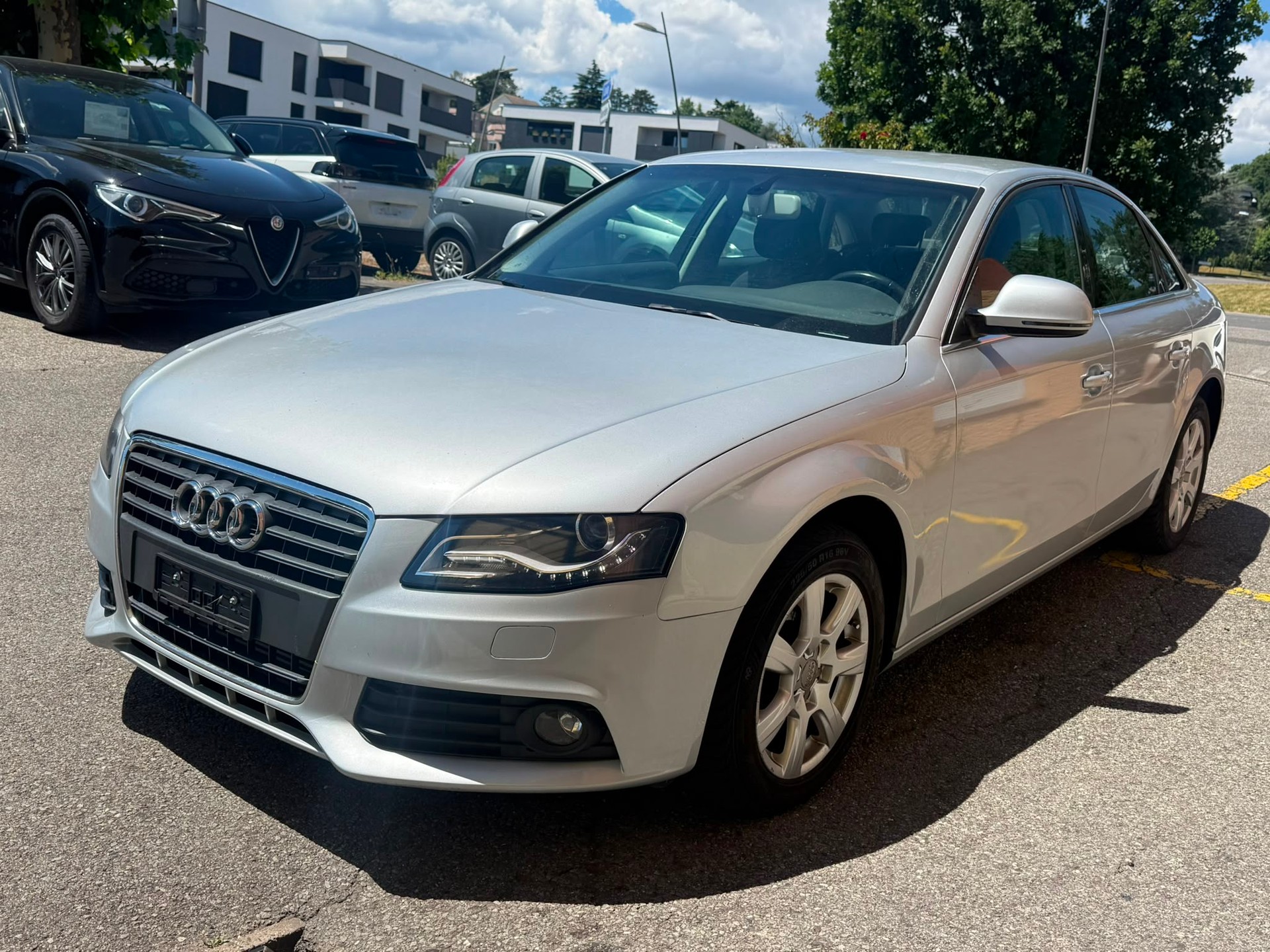 AUDI A4 Limousine 2.0 TFSI multitronic-image-3